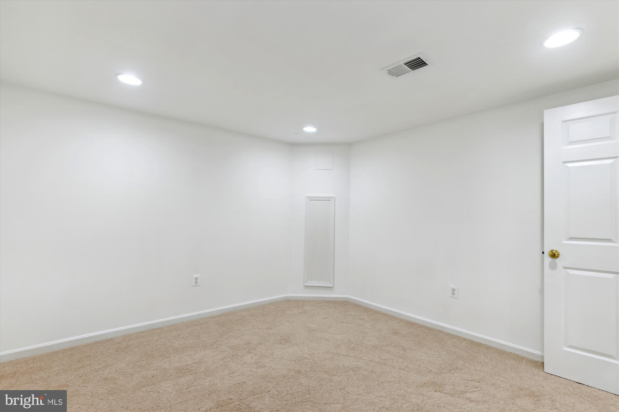 2905 ROCK MANOR COURT