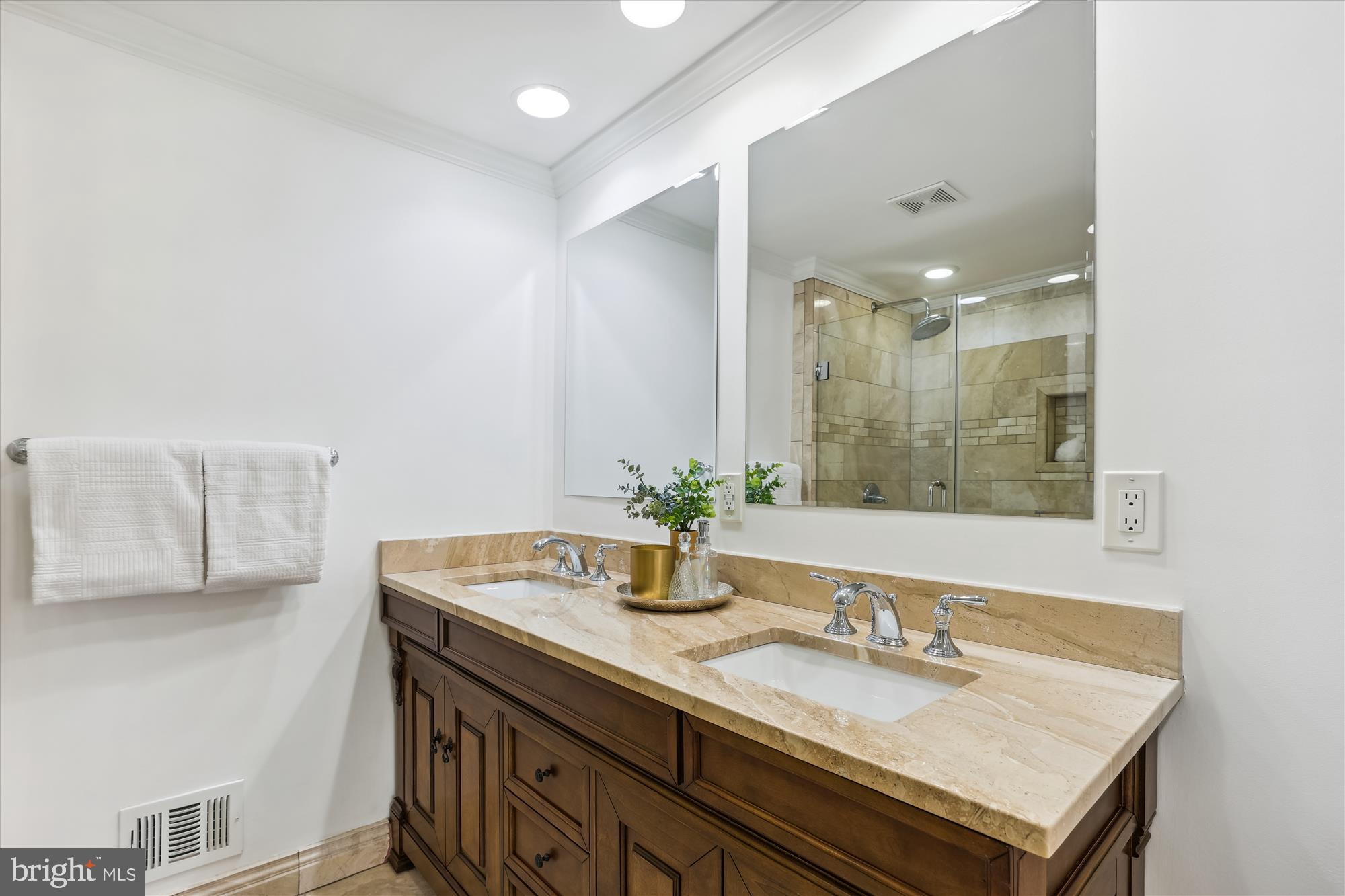 2905 ROCK MANOR COURT