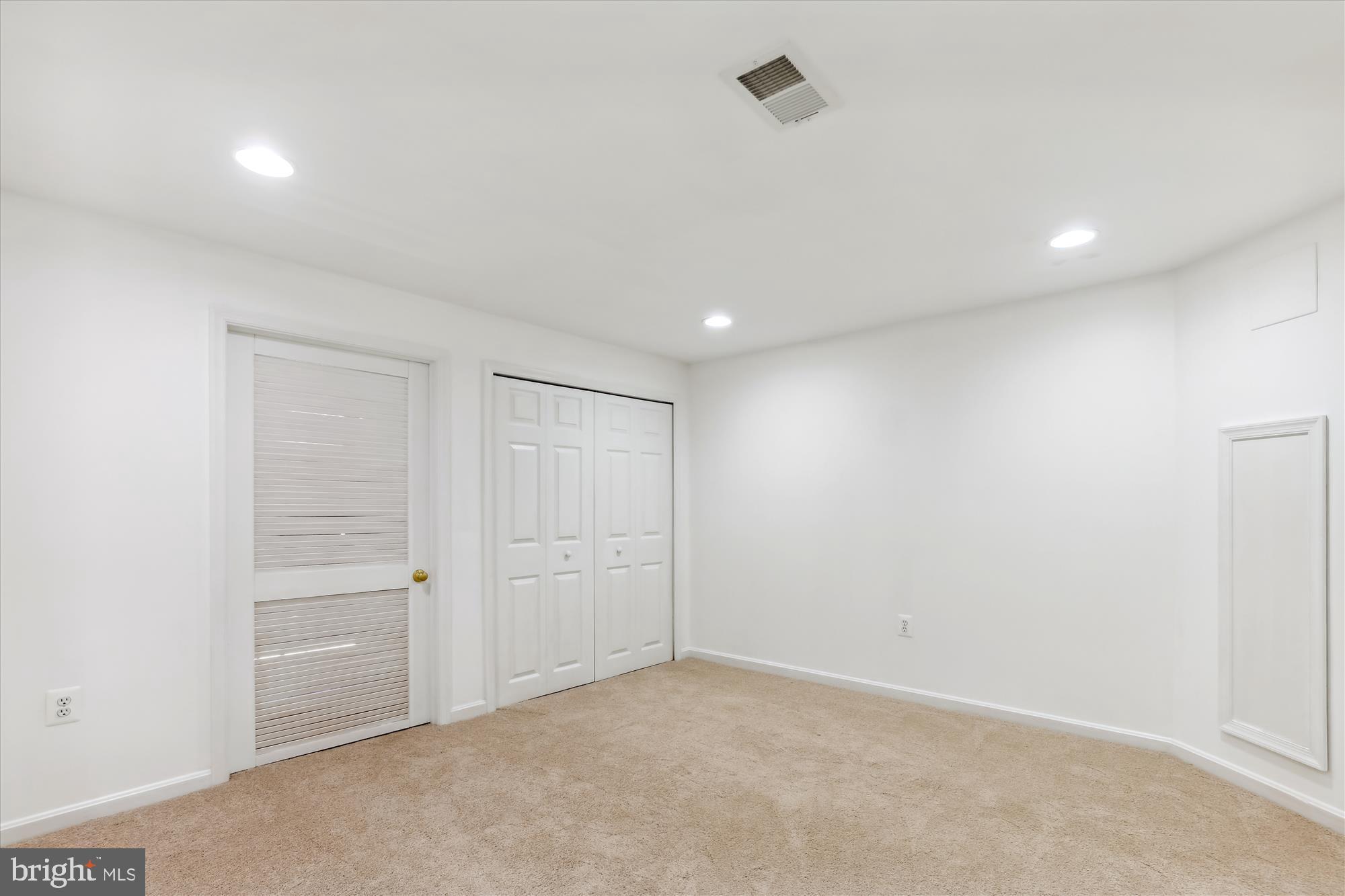 2905 ROCK MANOR COURT