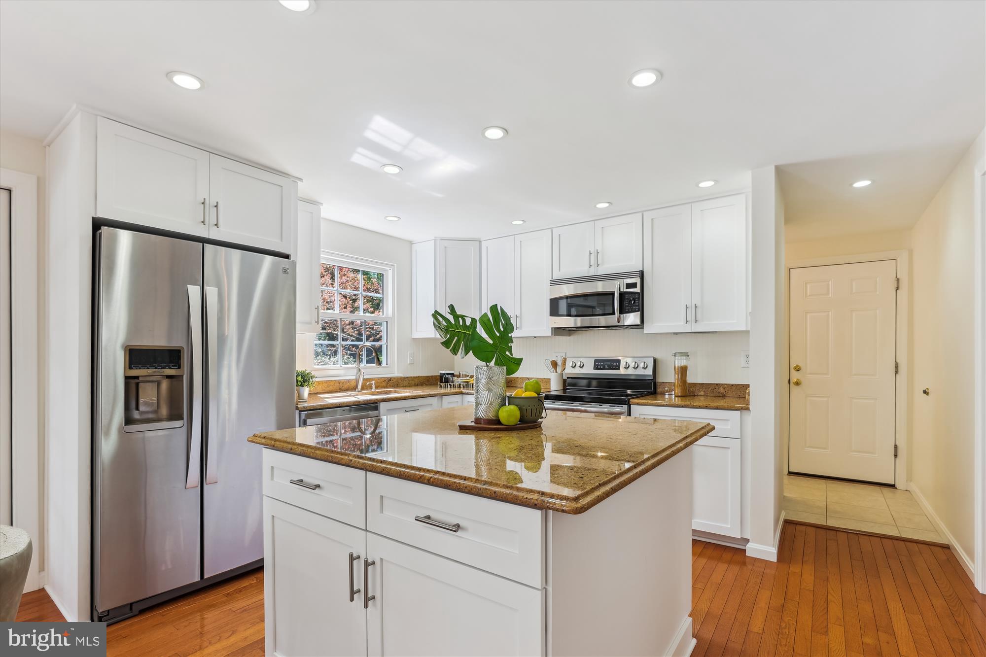 2905 ROCK MANOR COURT