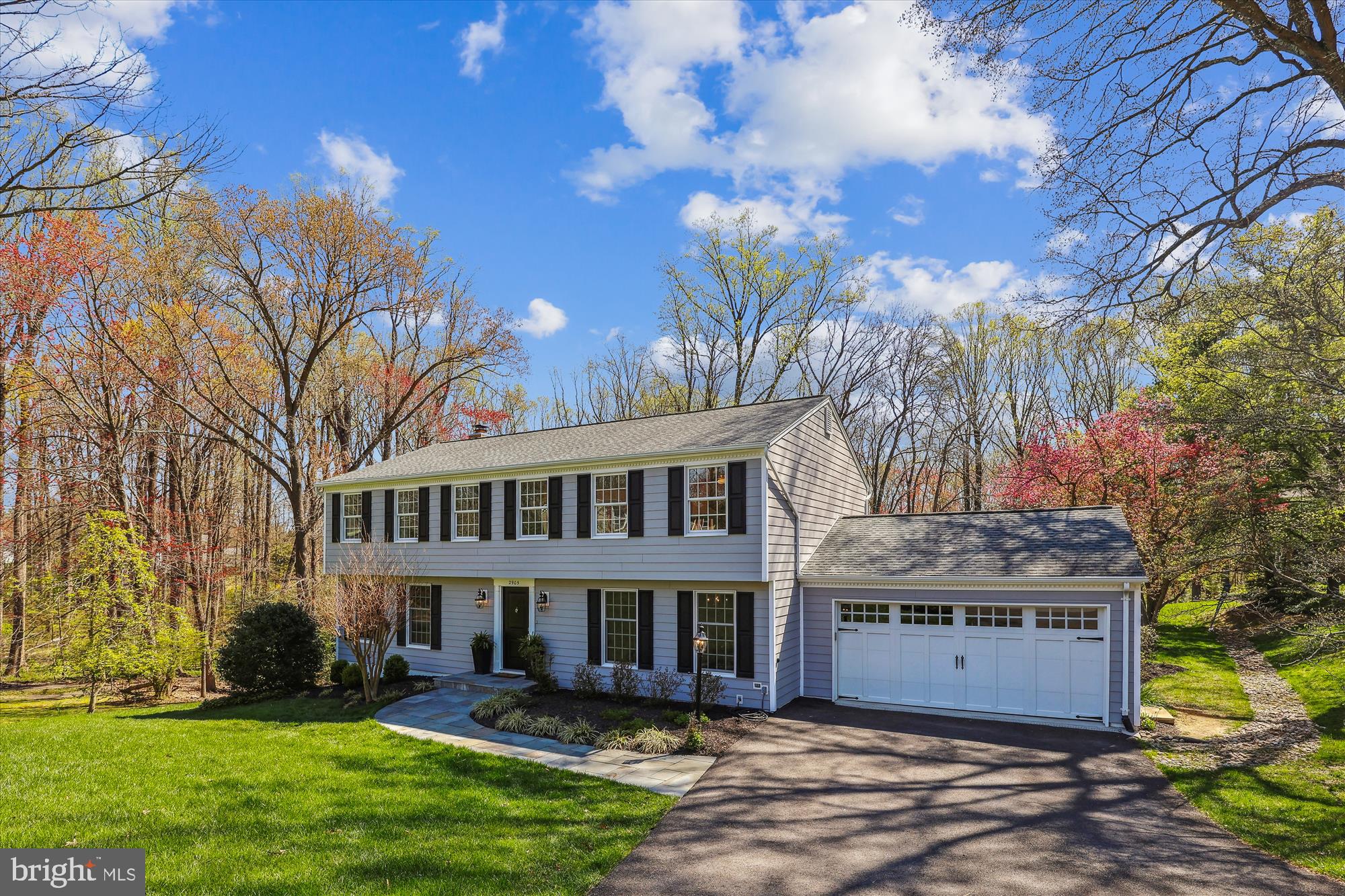 2905 ROCK MANOR COURT