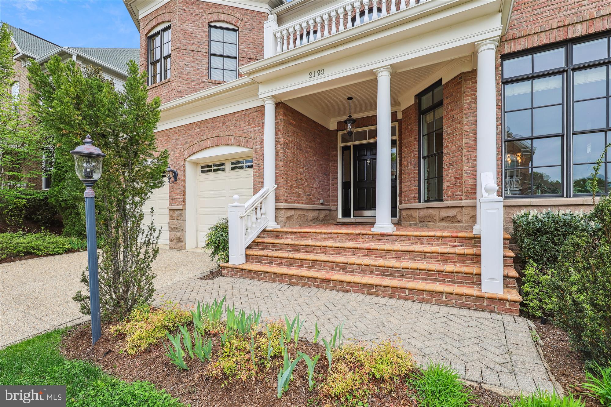 2199 AMBER MEADOWS DRIVE