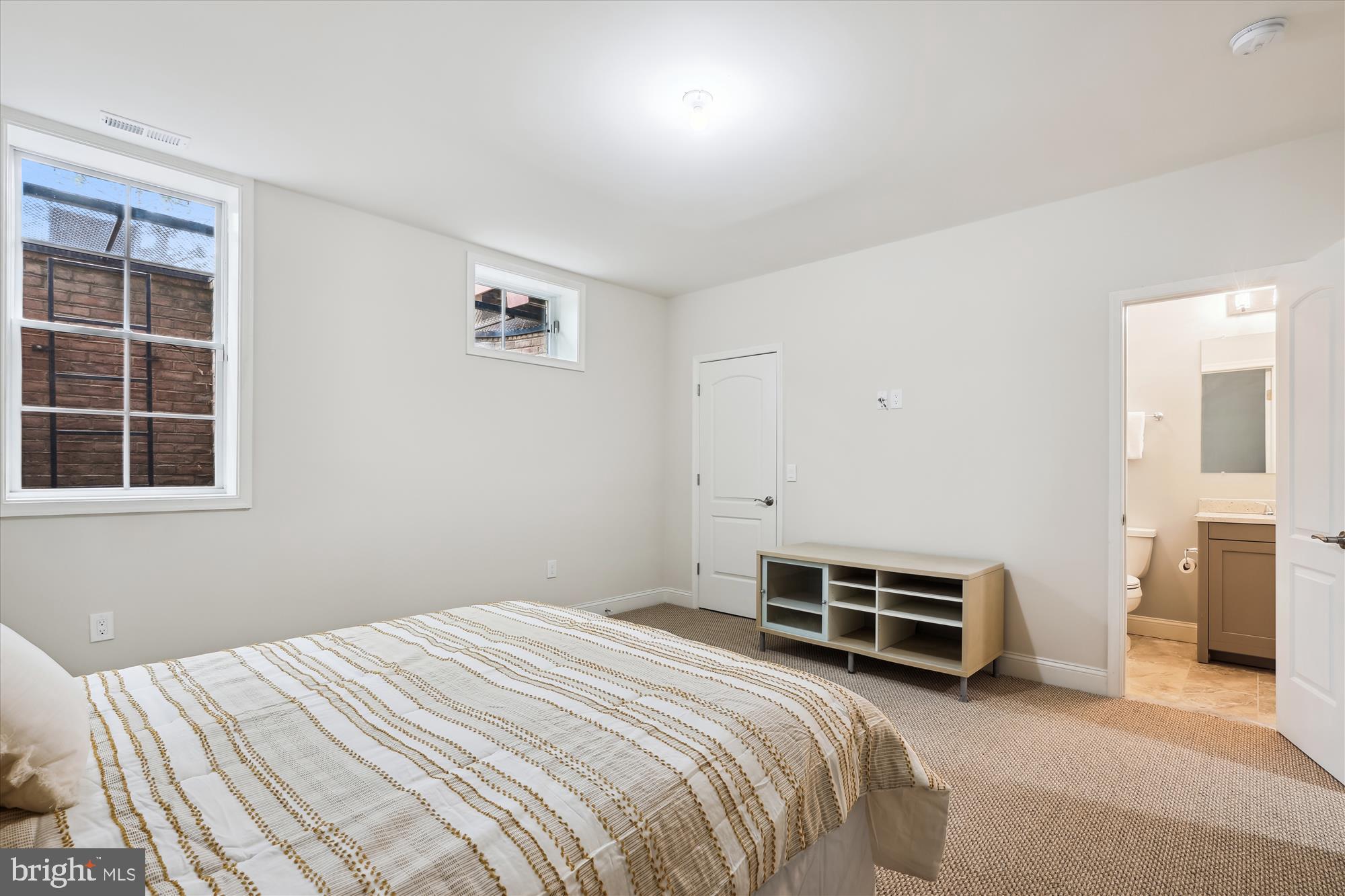 2199 AMBER MEADOWS DRIVE