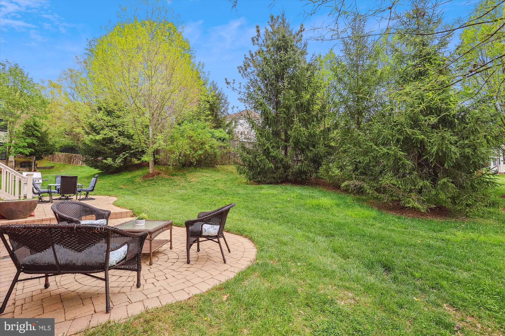 2199 AMBER MEADOWS DRIVE