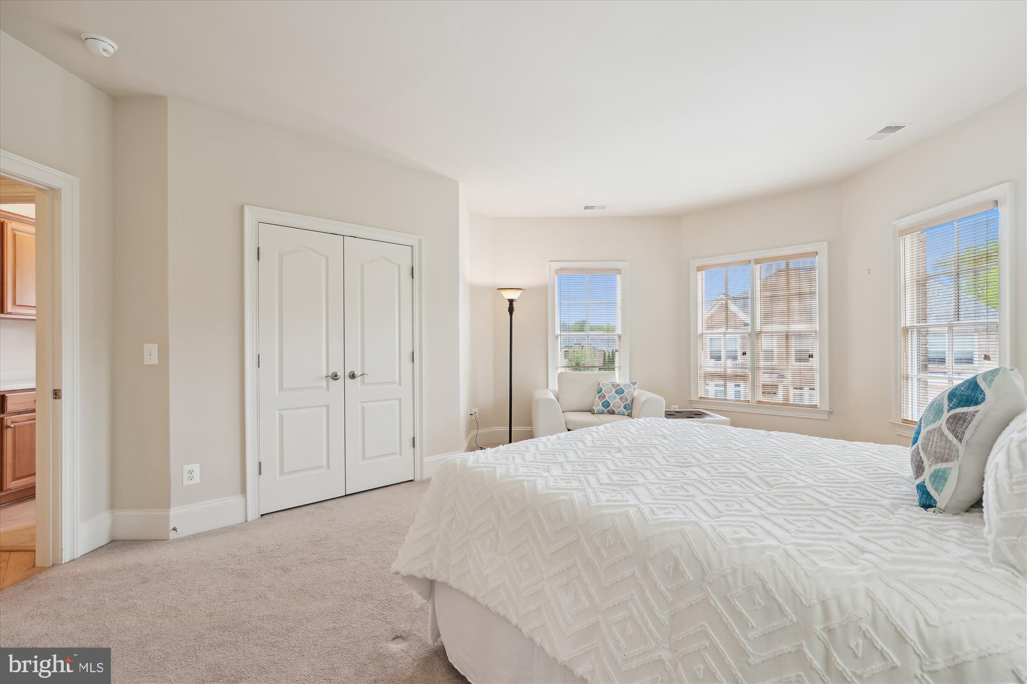 2199 AMBER MEADOWS DRIVE