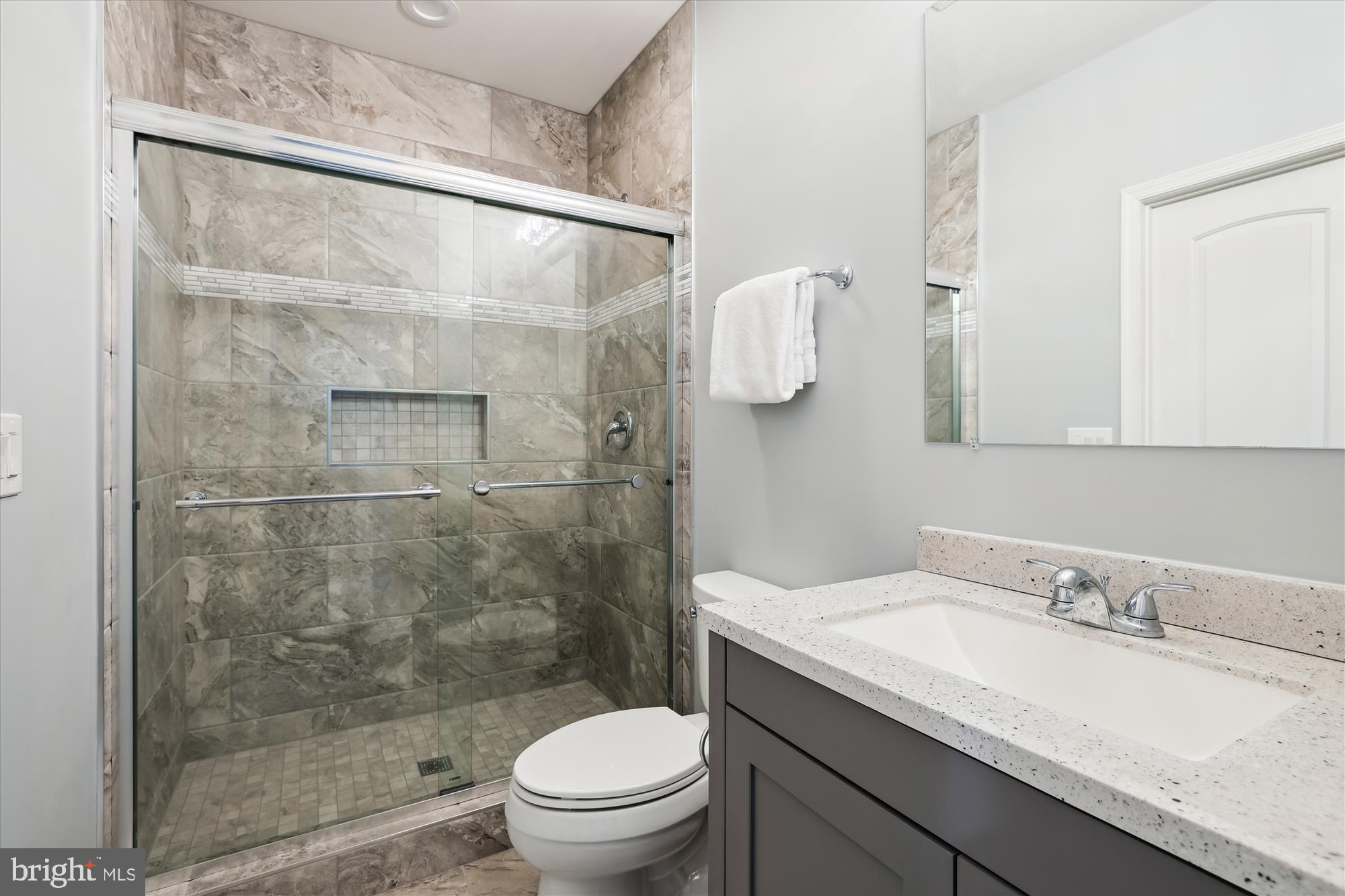 2199 AMBER MEADOWS DRIVE