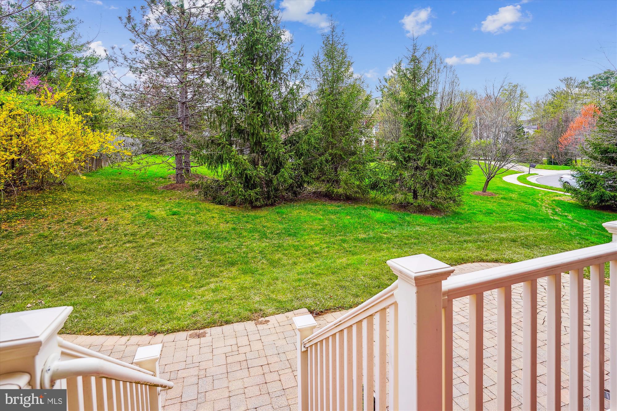 2199 AMBER MEADOWS DRIVE