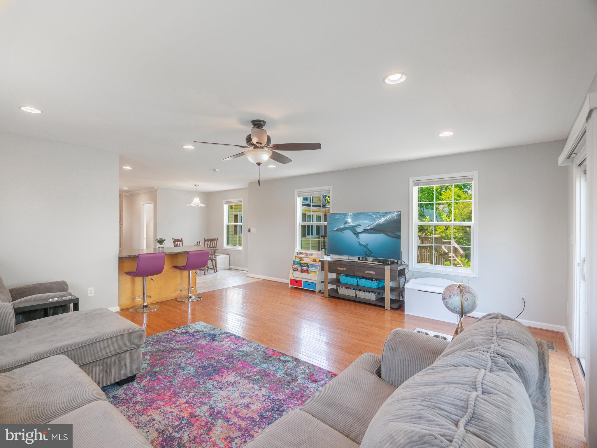3308 CLAYBORNE AVENUE