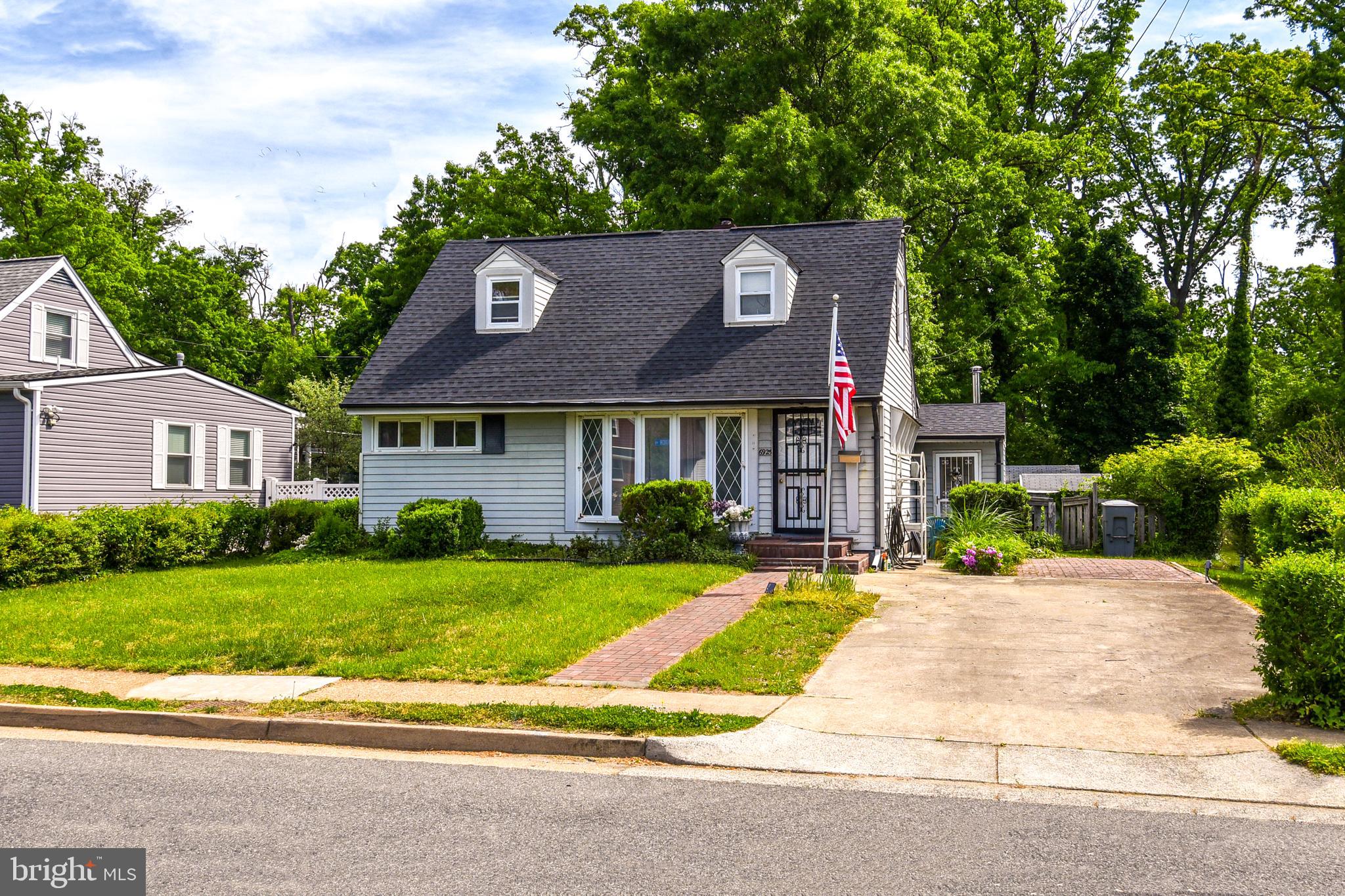 6925 QUANDER ROAD