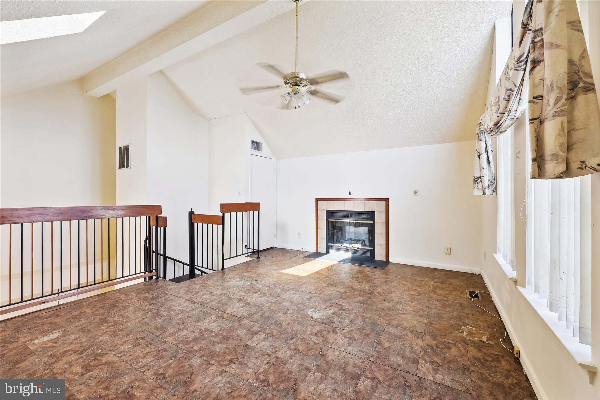 6029 CURTIER DRIVE F 6029F