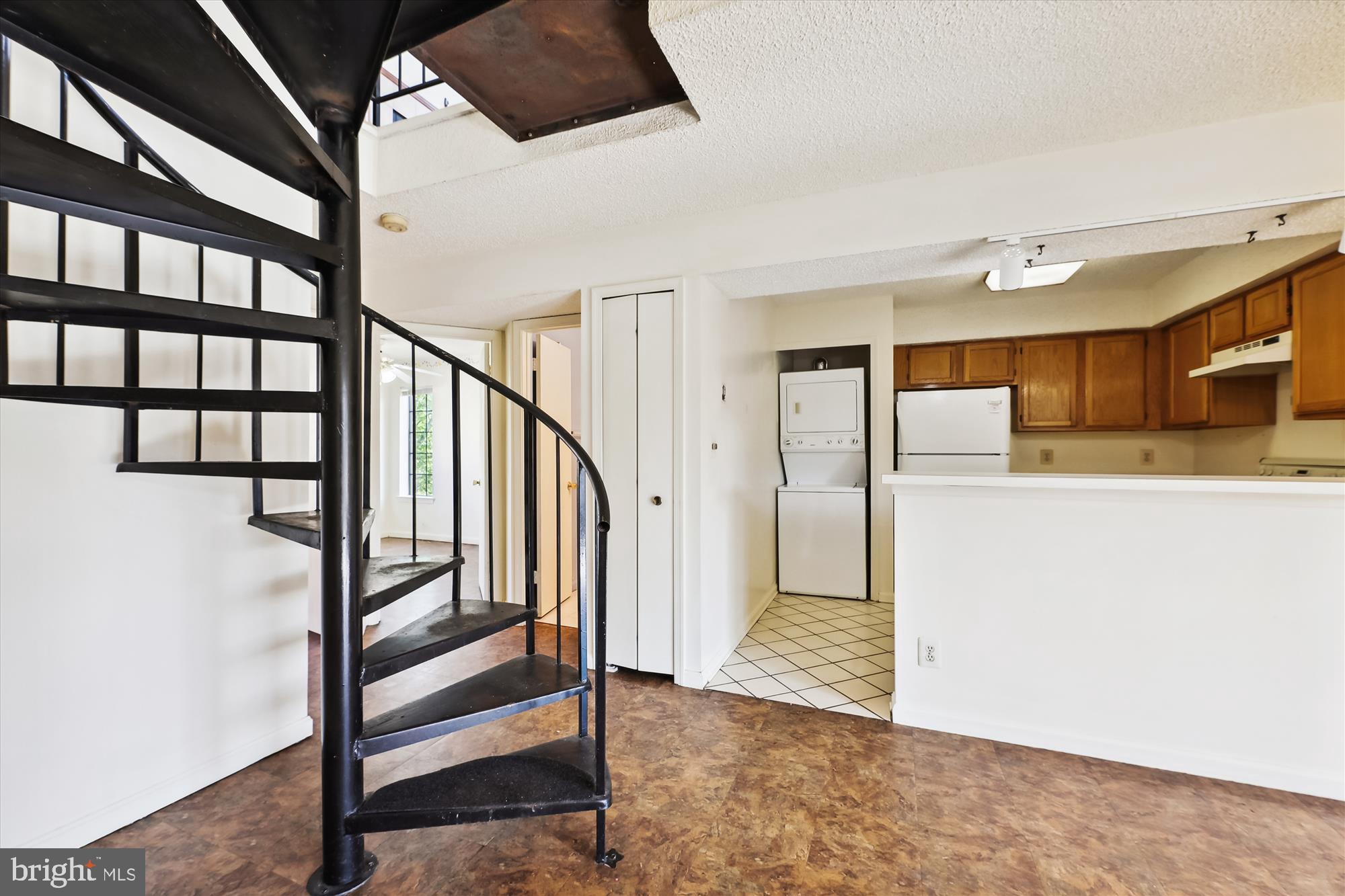 6029 CURTIER DRIVE F 6029F