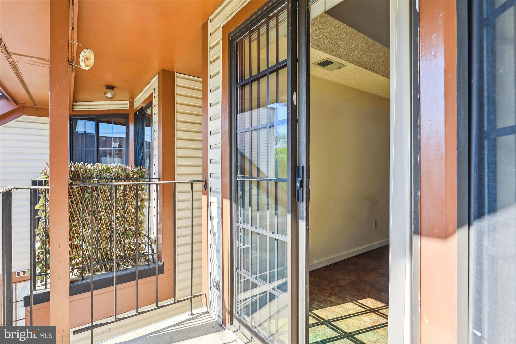6029 CURTIER DRIVE F 6029F