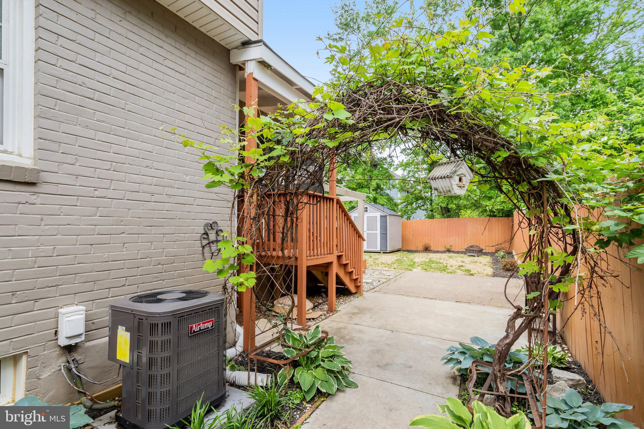 6948 WESTHAMPTON DRIVE