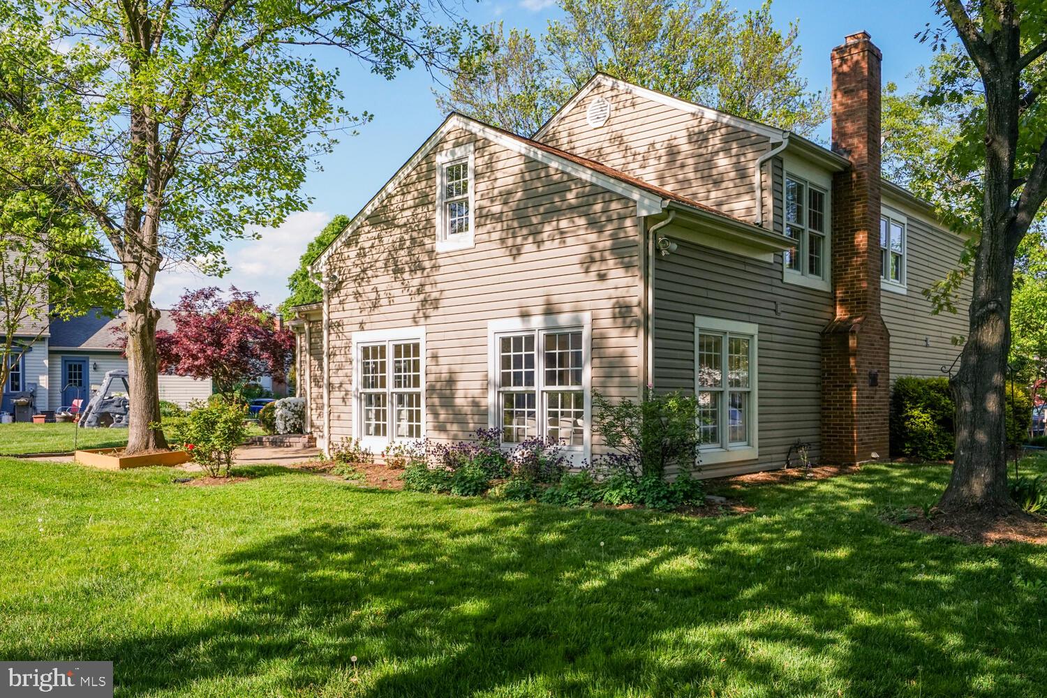 13611 WHITE BARN LANE