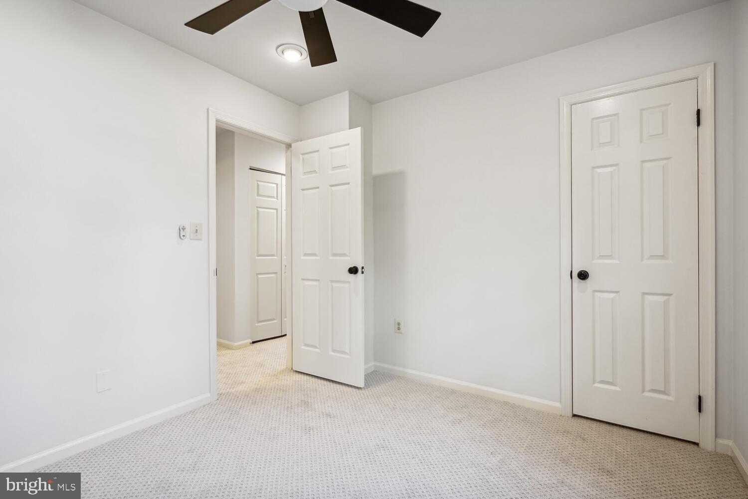 13611 WHITE BARN LANE