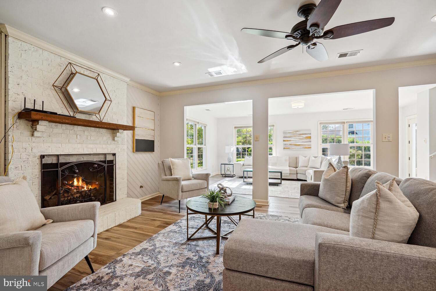 13611 WHITE BARN LANE