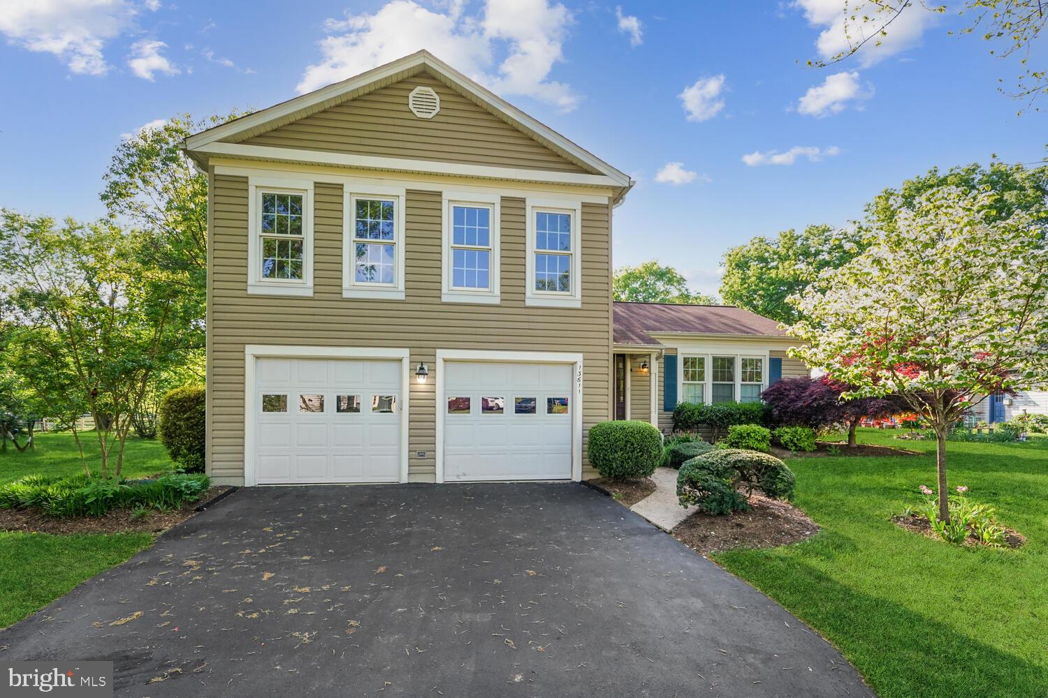 13611 WHITE BARN LANE