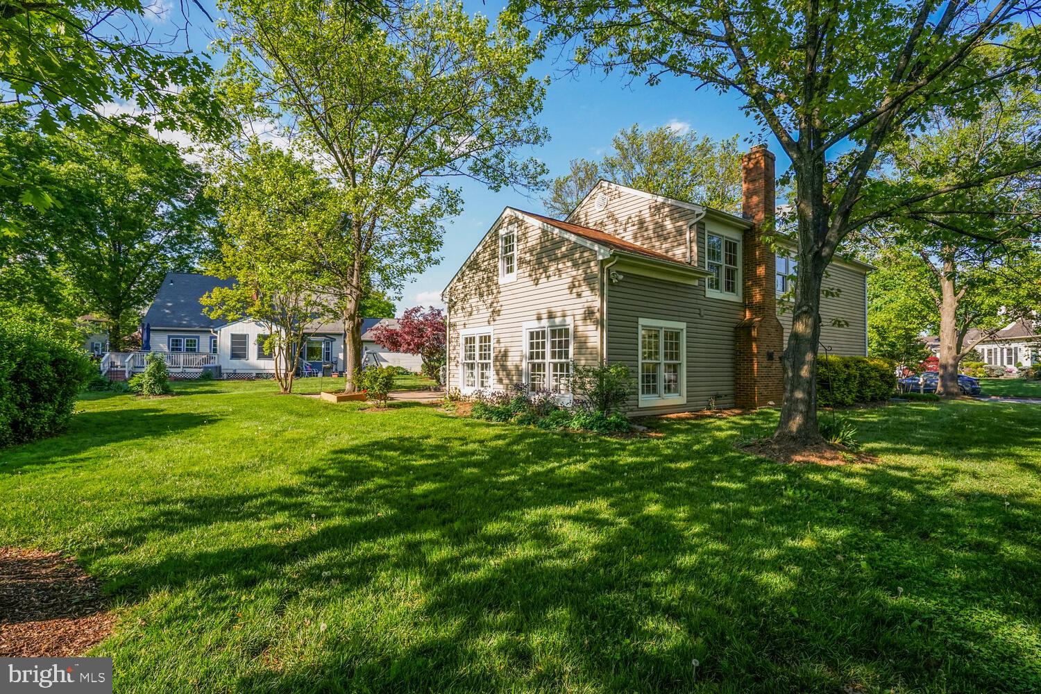 13611 WHITE BARN LANE