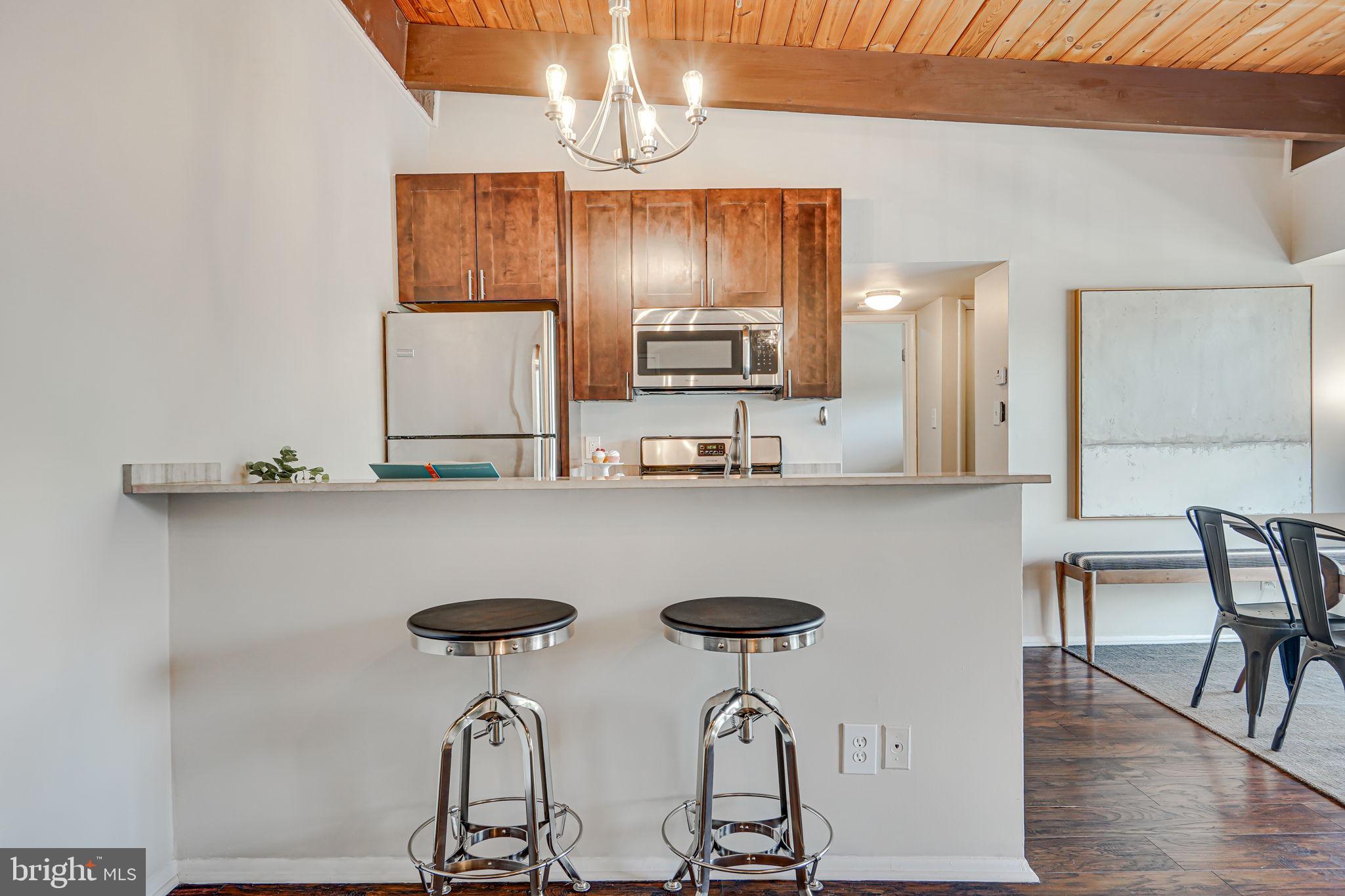 4903 AMERICANA DRIVE 208