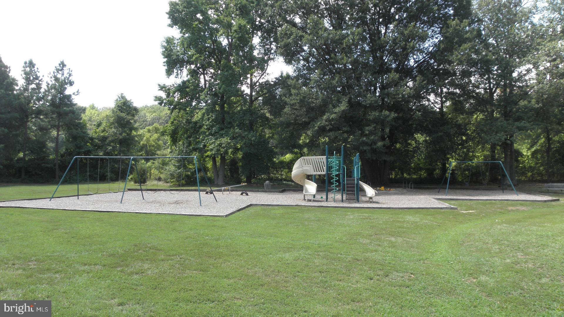 6618 POTOMAC AVENUE B2