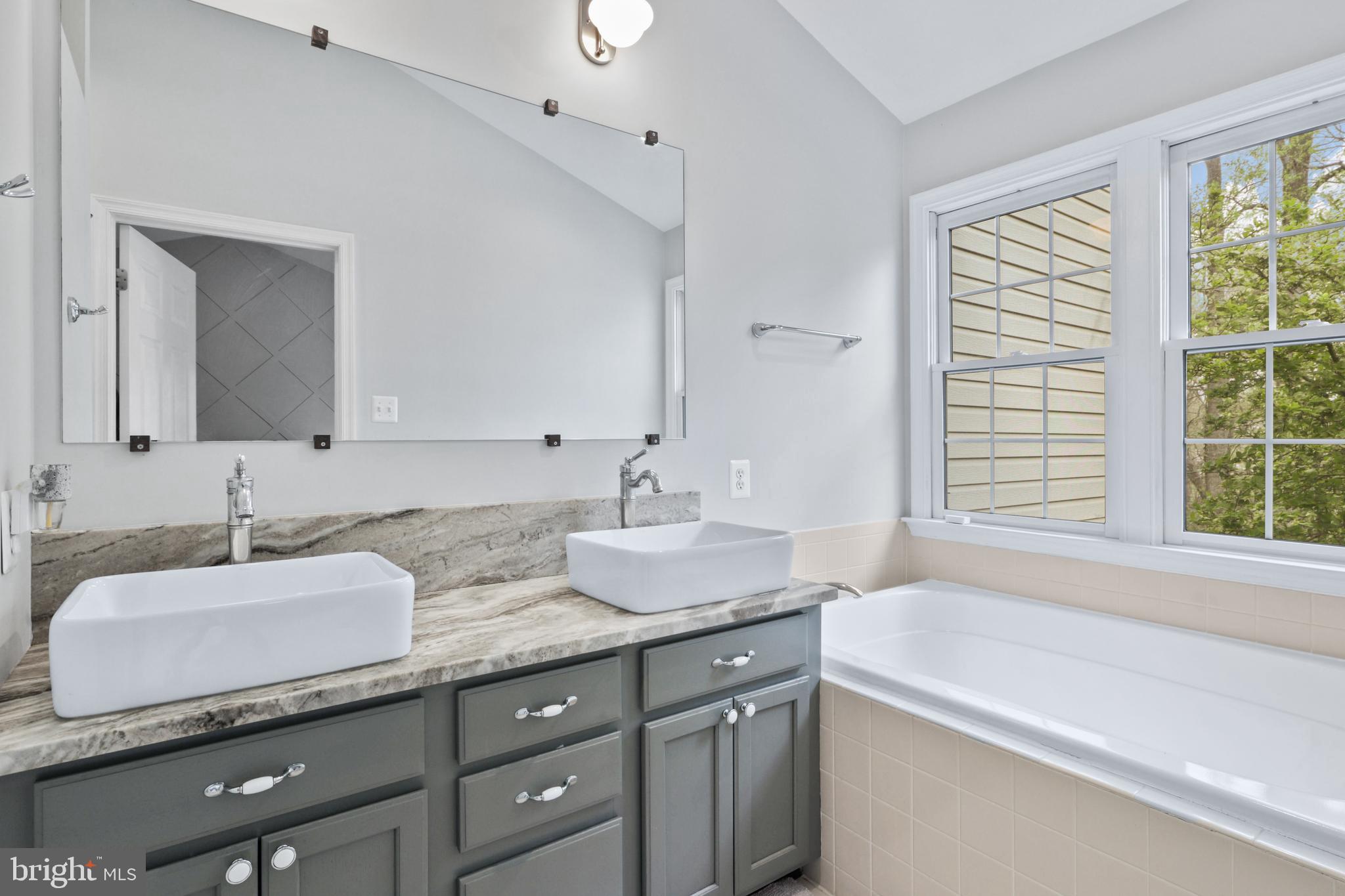 11730 VALLEY RIDGE CIRCLE