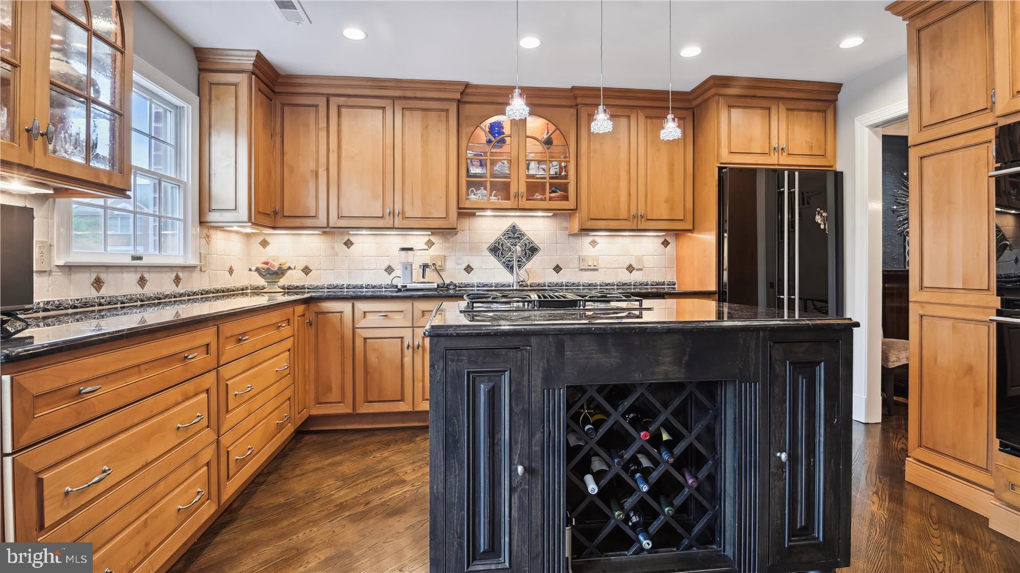 8122 MADRILLON COURT