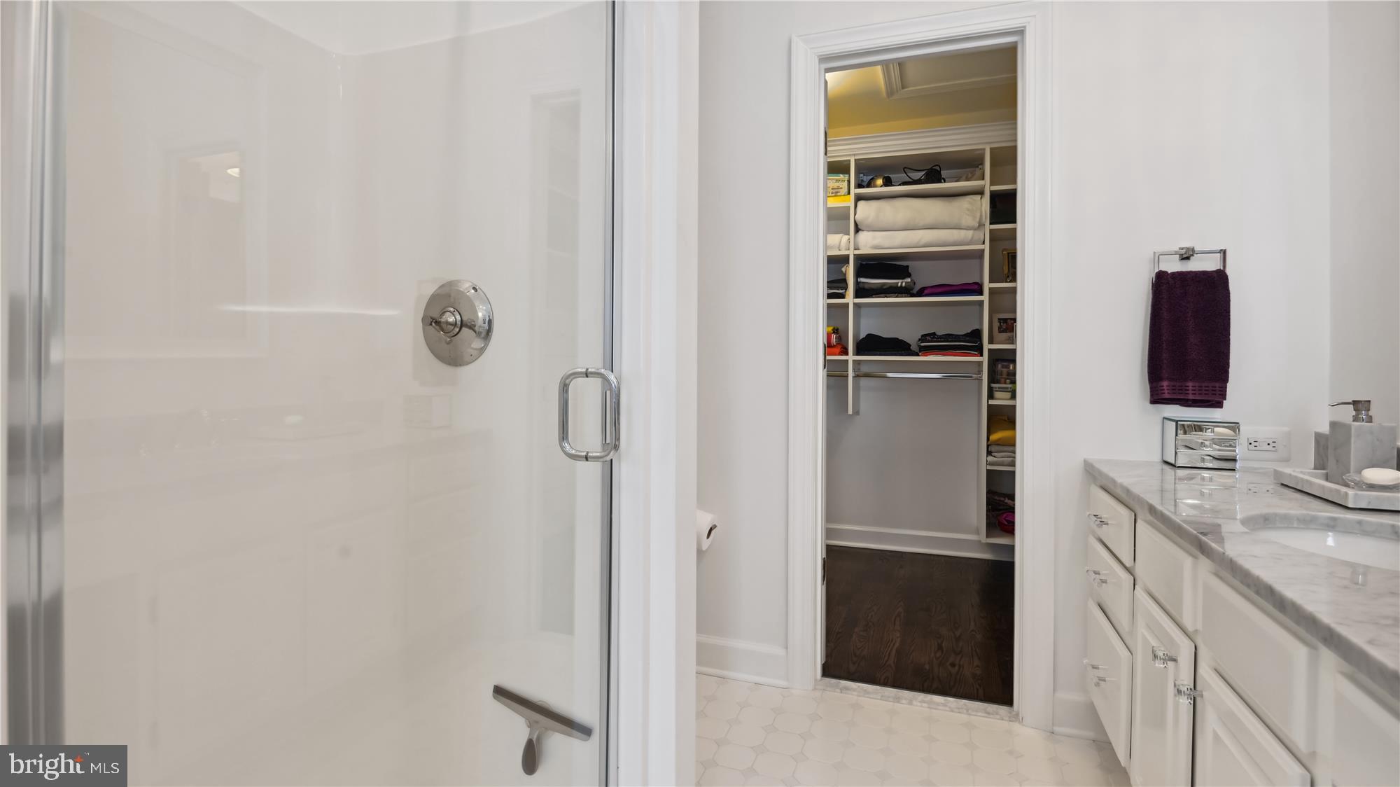 8122 MADRILLON COURT