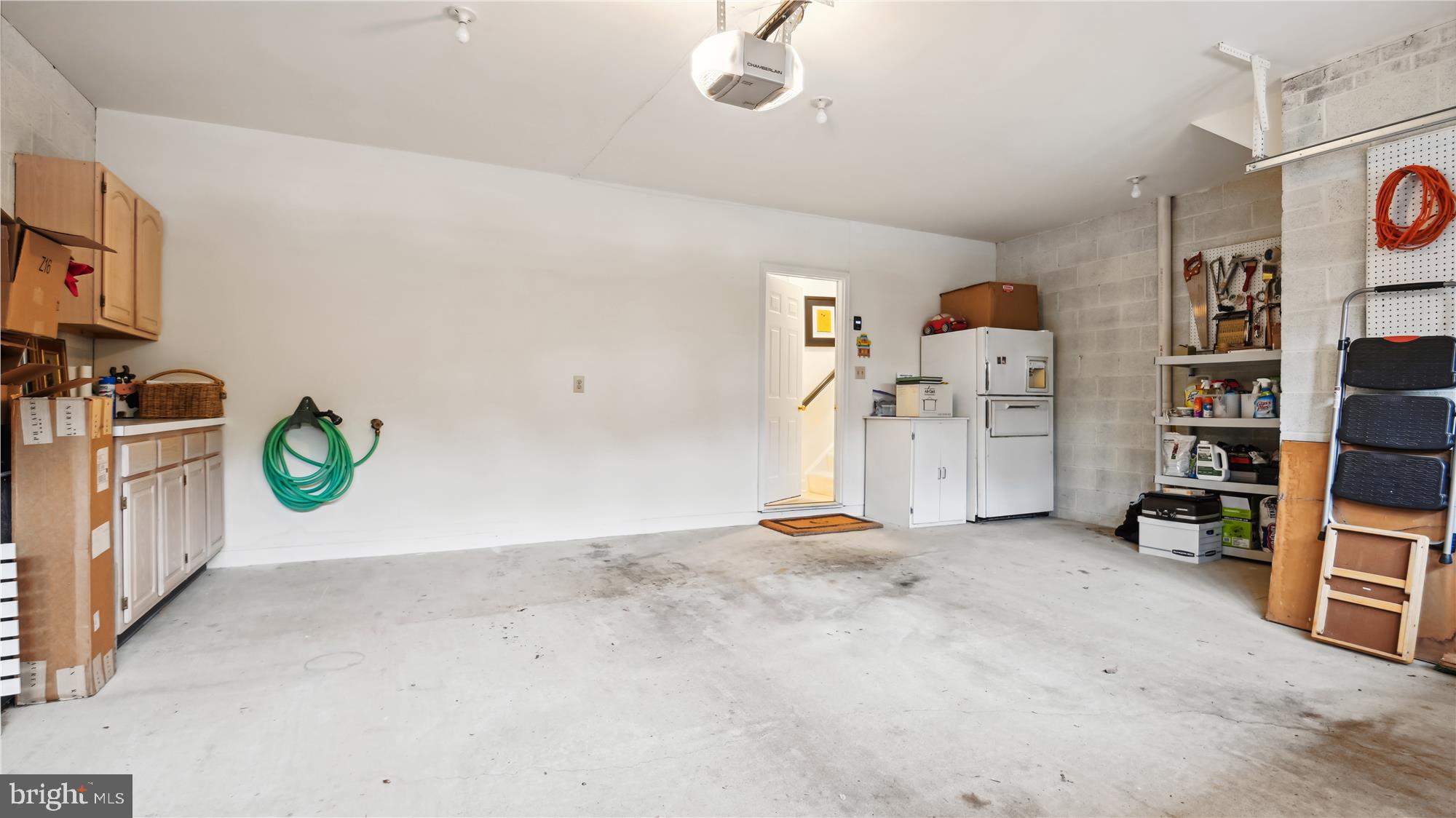8122 MADRILLON COURT