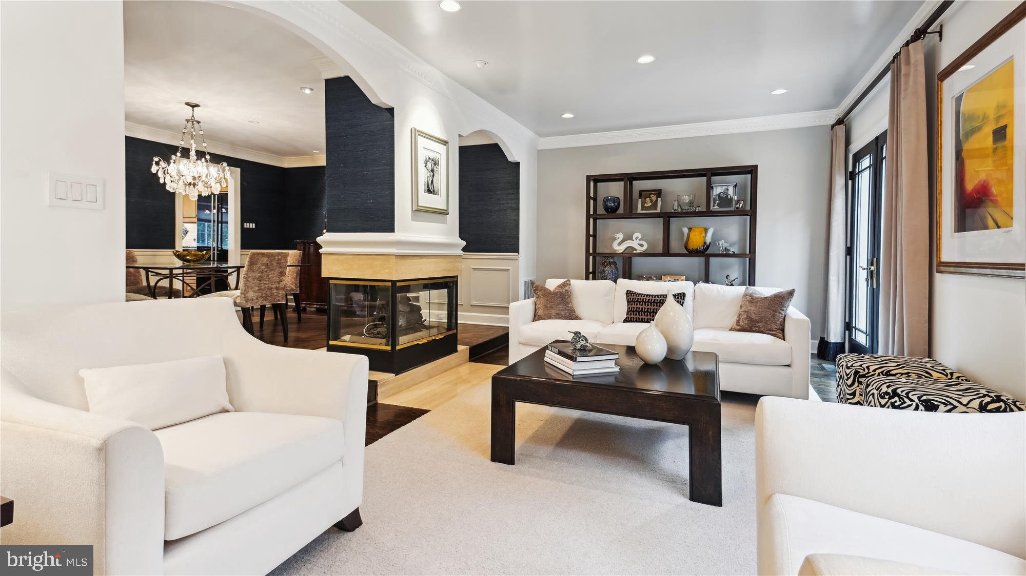 8122 MADRILLON COURT