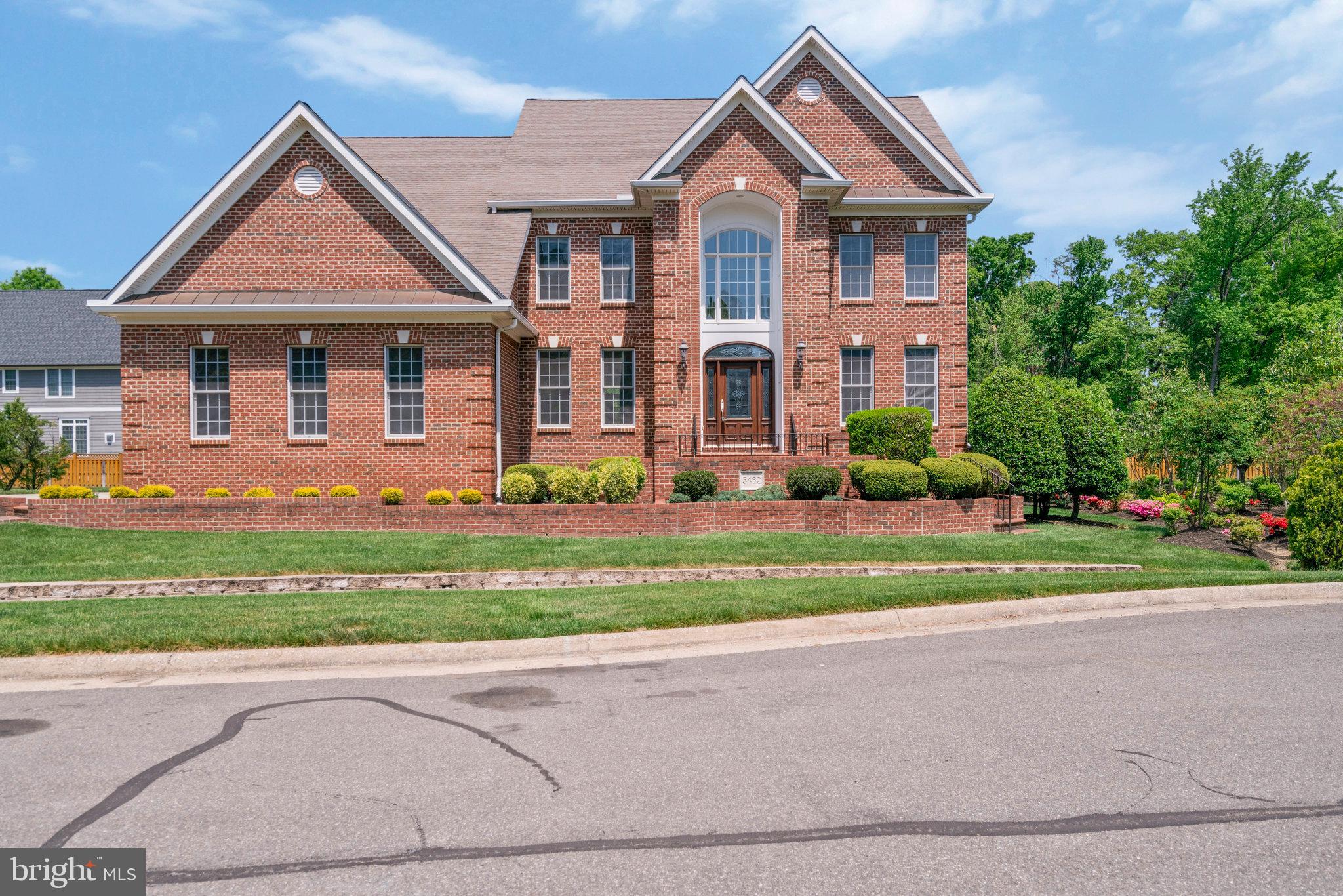 5462 ANNE LY LANE