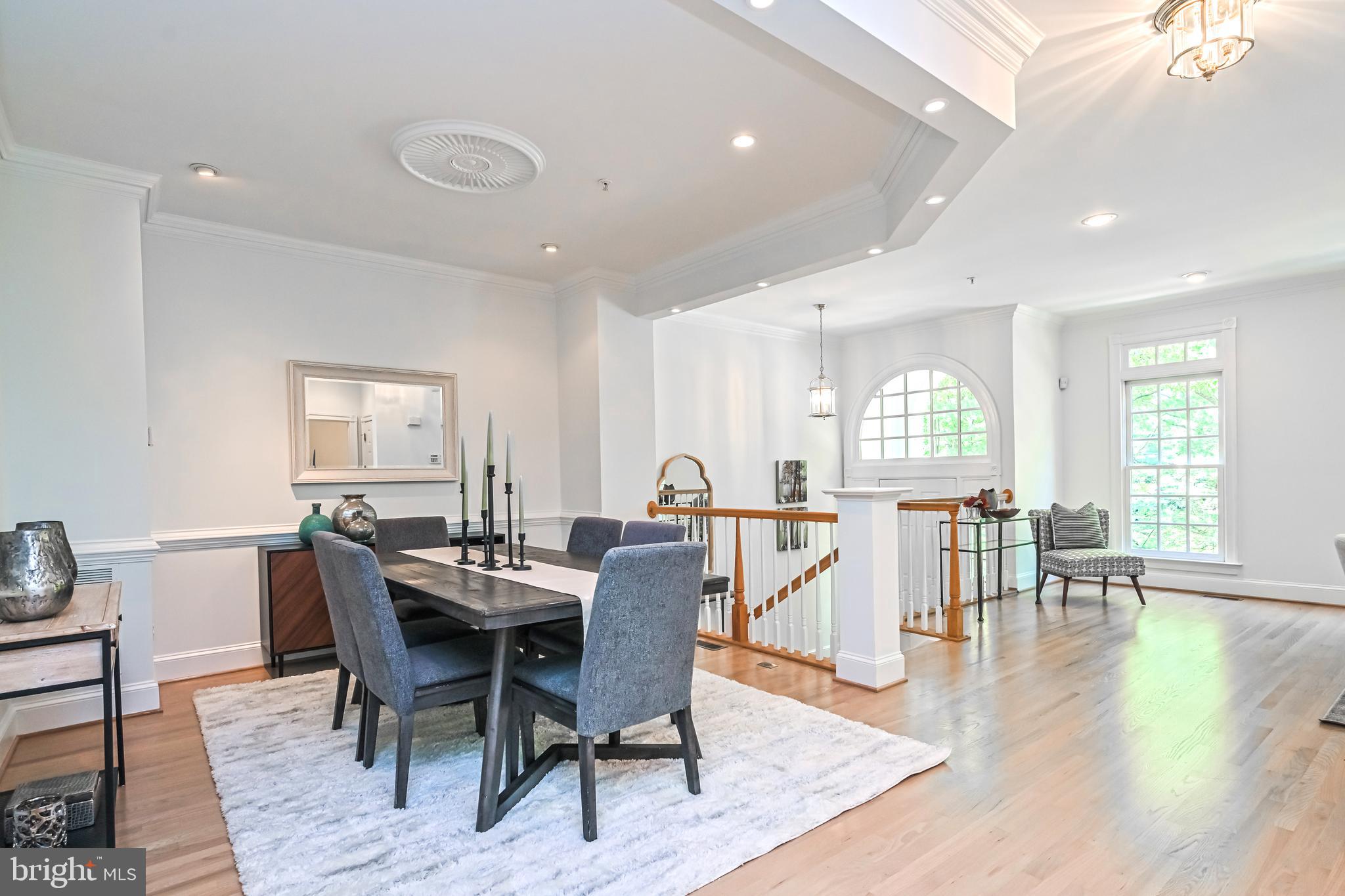 2335 SAWTOOTH OAK COURT