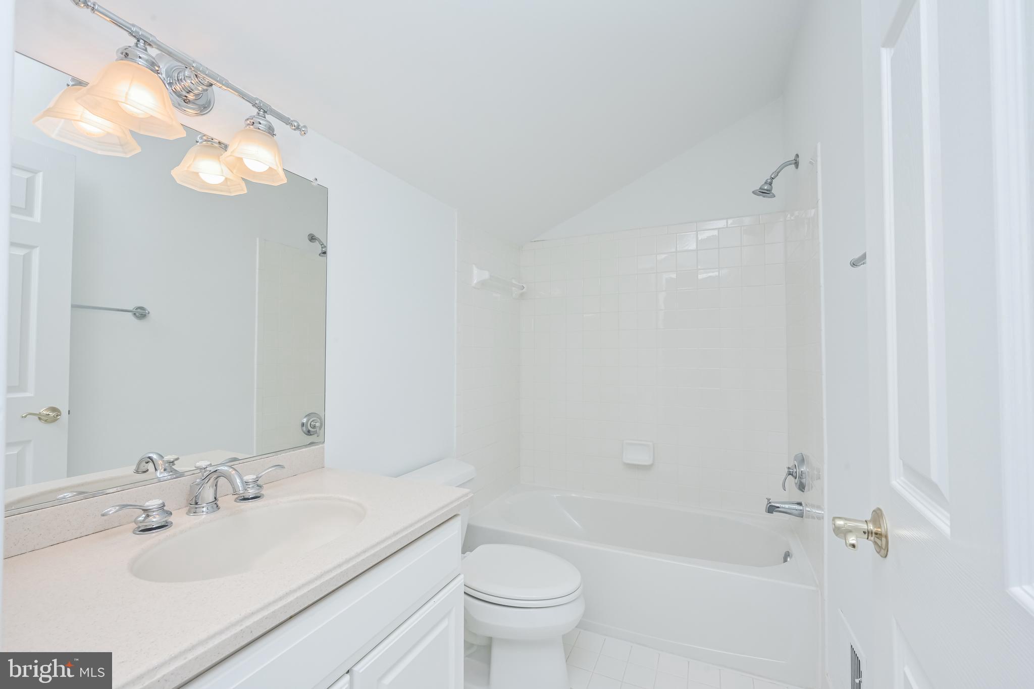 2335 SAWTOOTH OAK COURT