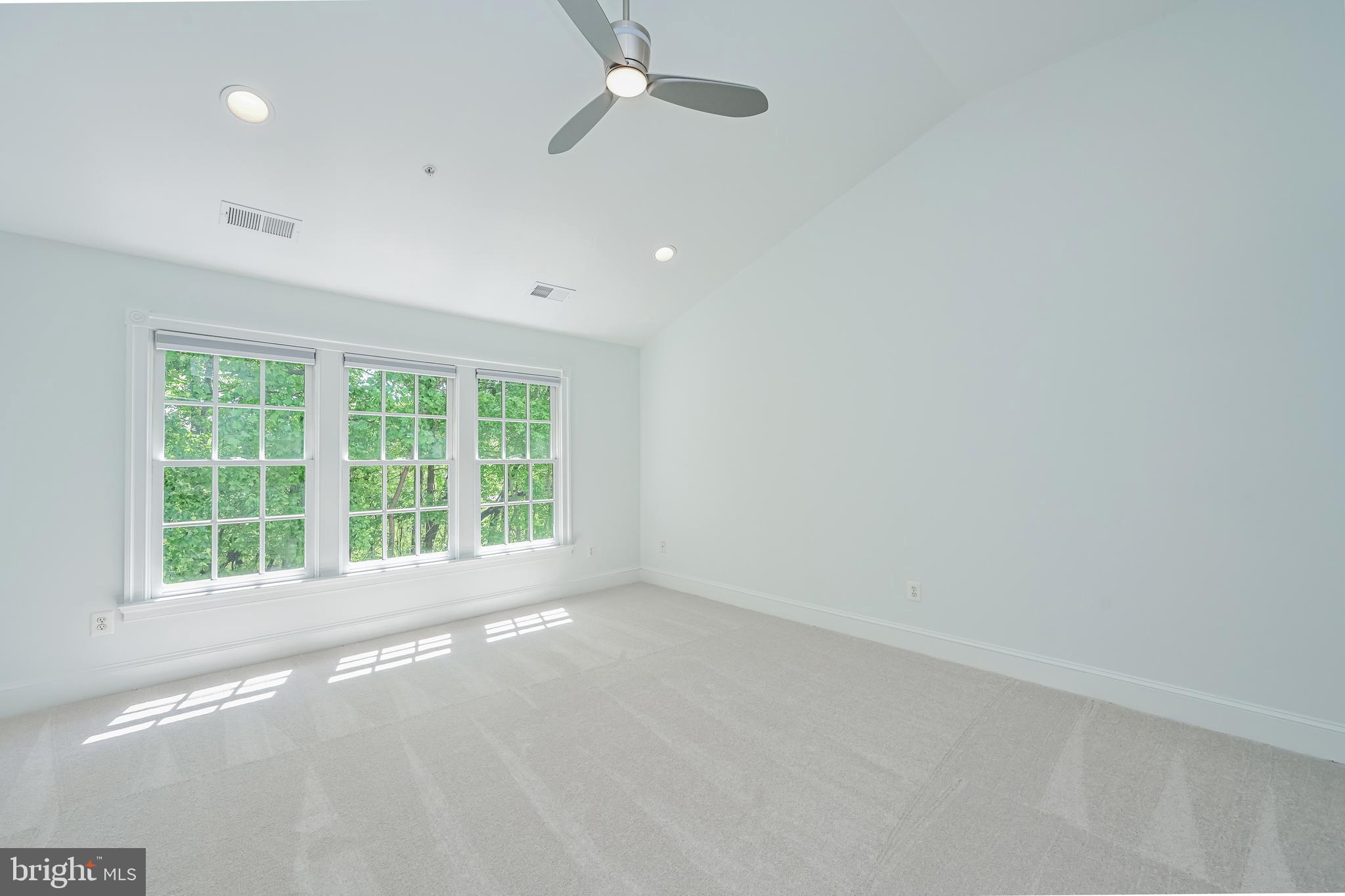 2335 SAWTOOTH OAK COURT
