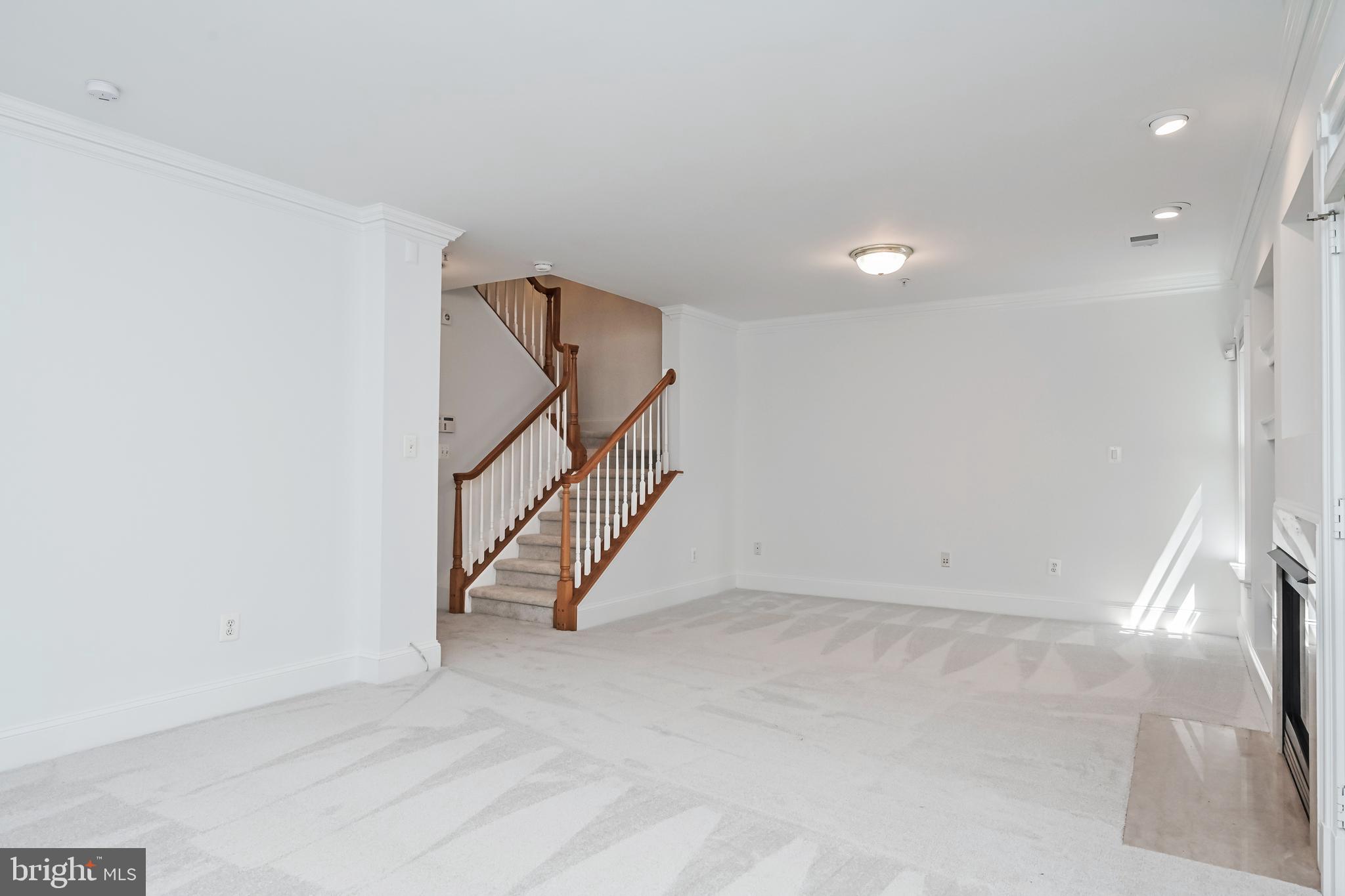 2335 SAWTOOTH OAK COURT