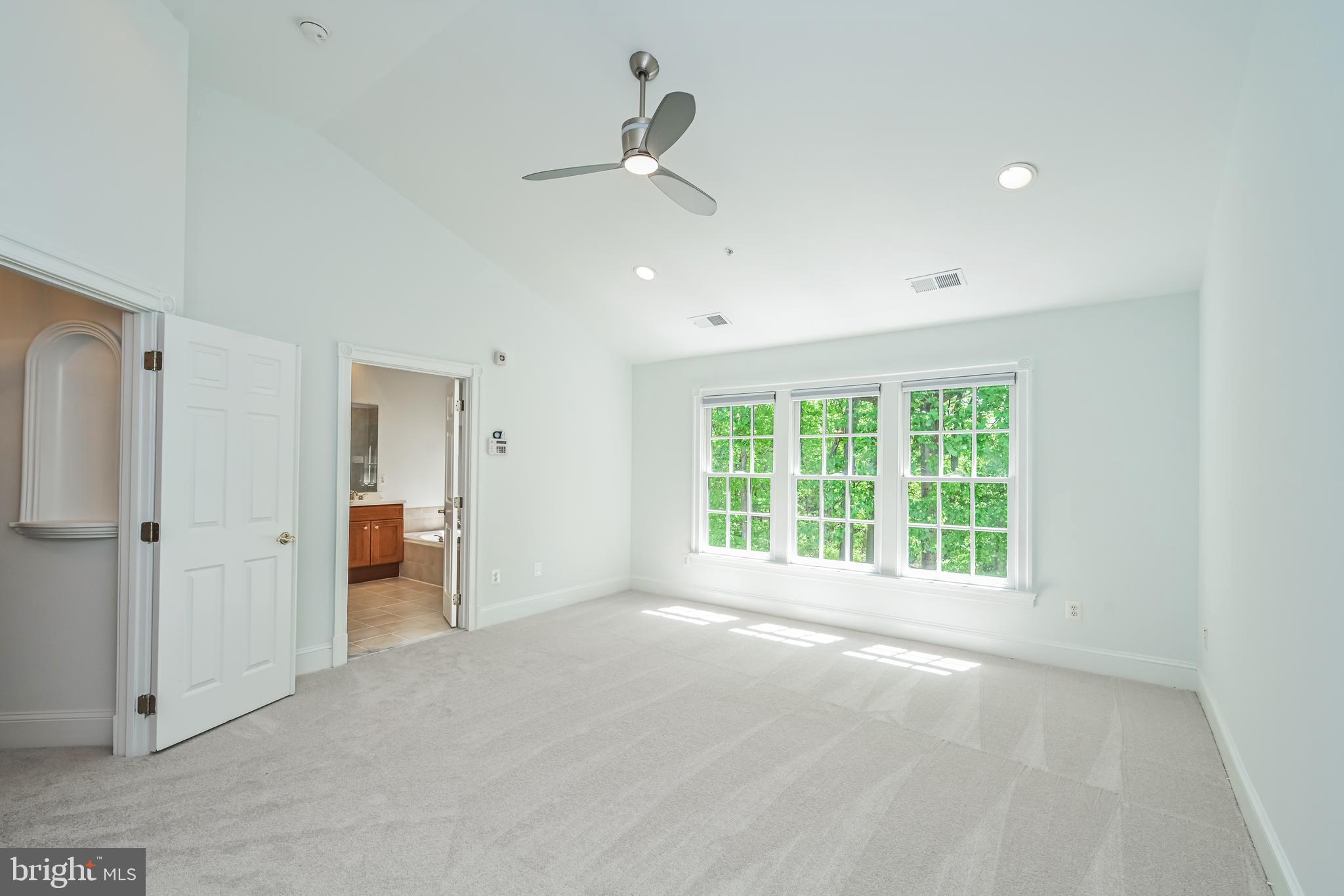 2335 SAWTOOTH OAK COURT