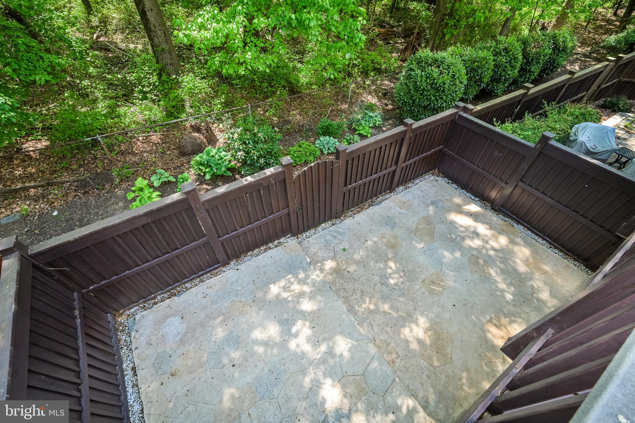 2335 SAWTOOTH OAK COURT