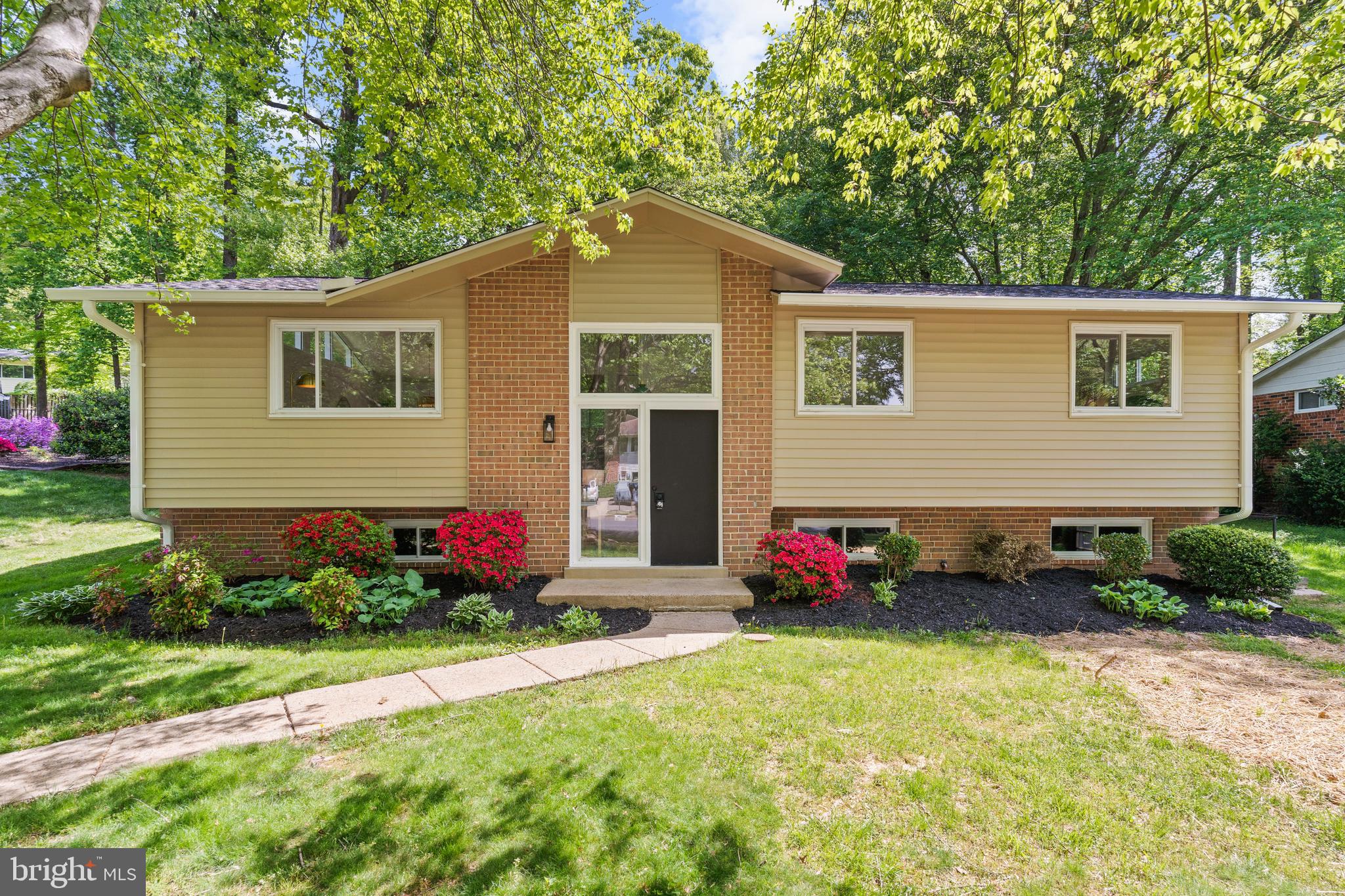 5203 GAINSBOROUGH DRIVE