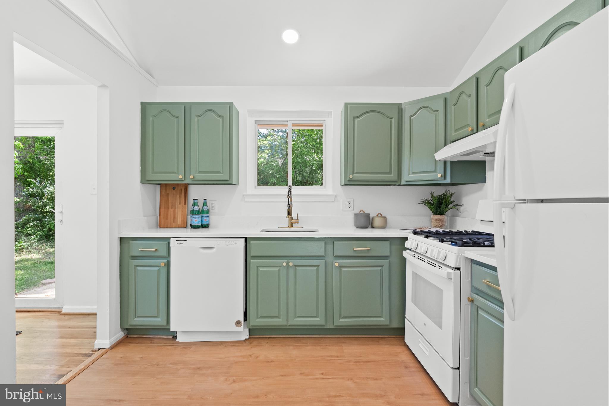5203 GAINSBOROUGH DRIVE
