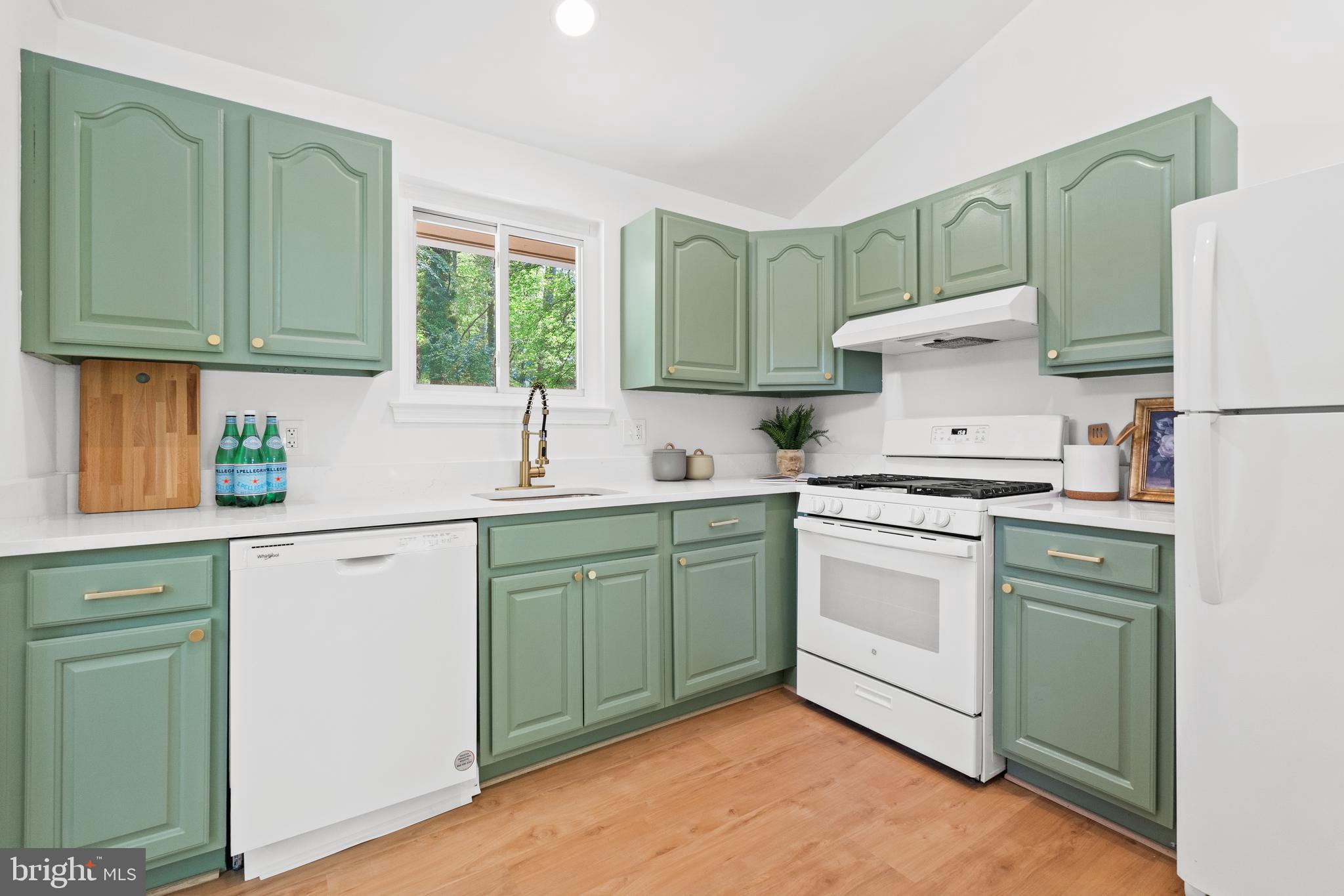 5203 GAINSBOROUGH DRIVE