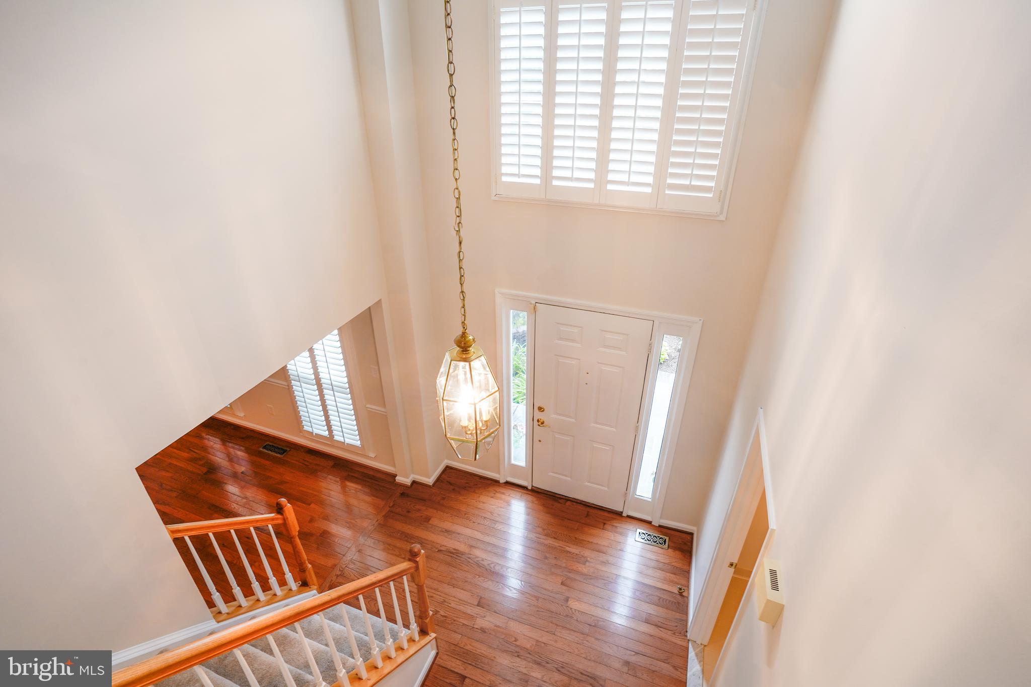 9112 SILVER POINTE WAY