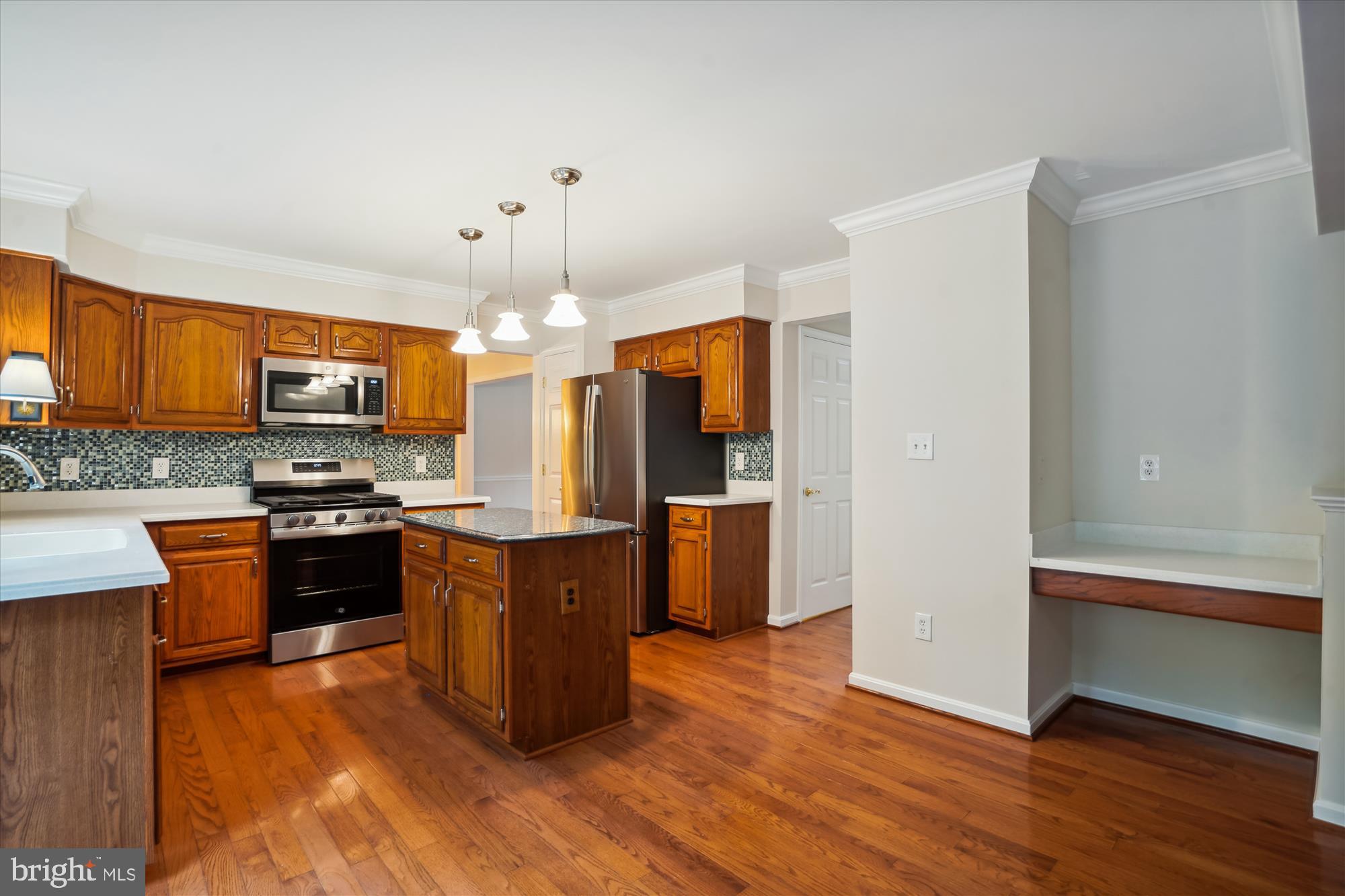 9112 SILVER POINTE WAY