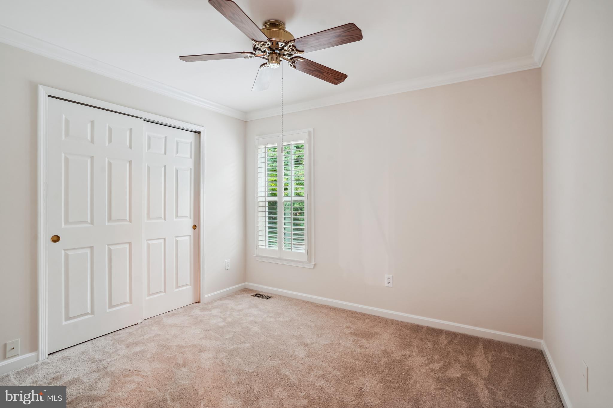 9112 SILVER POINTE WAY