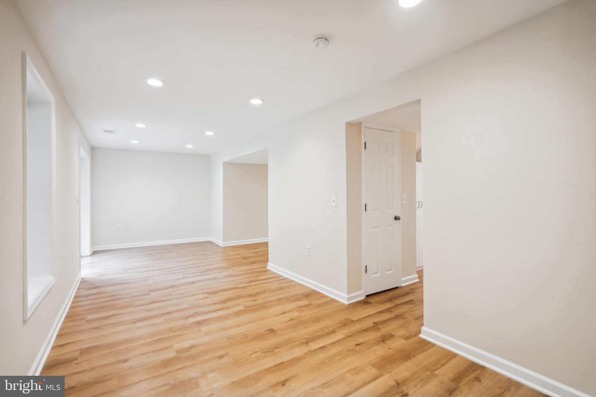 9112 SILVER POINTE WAY