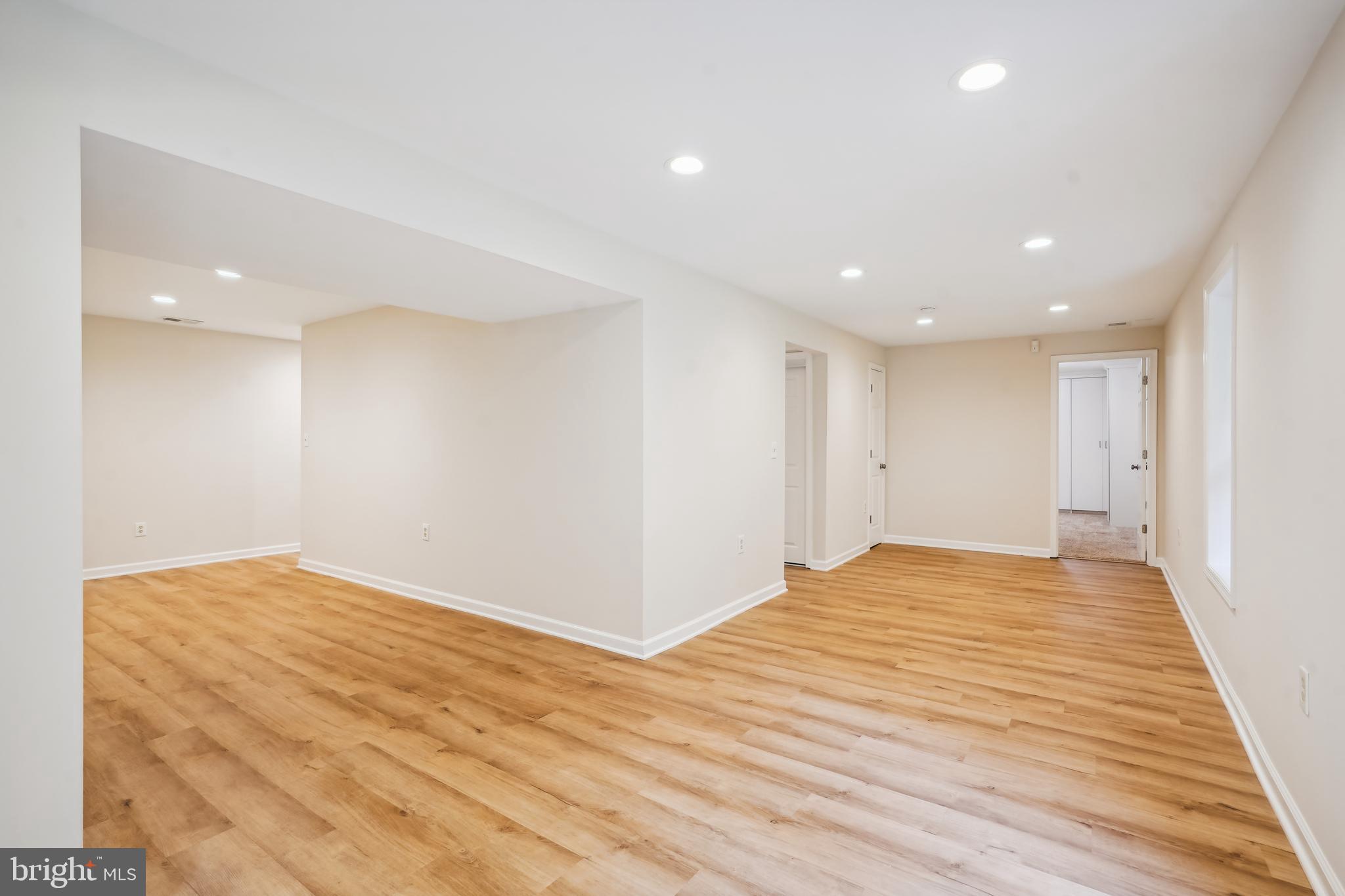 9112 SILVER POINTE WAY