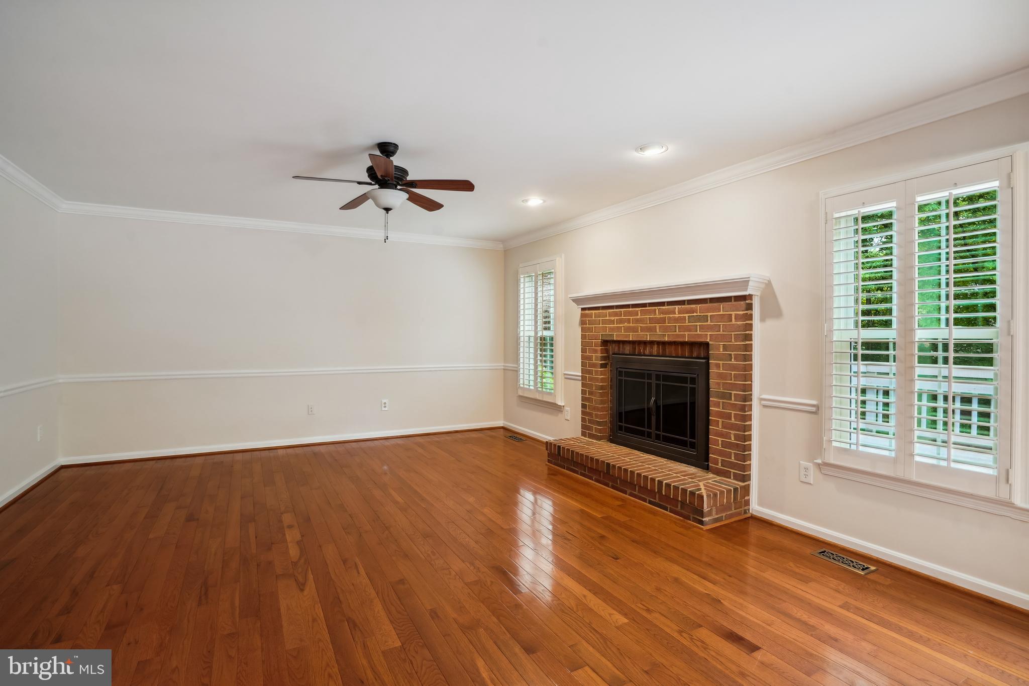 9112 SILVER POINTE WAY