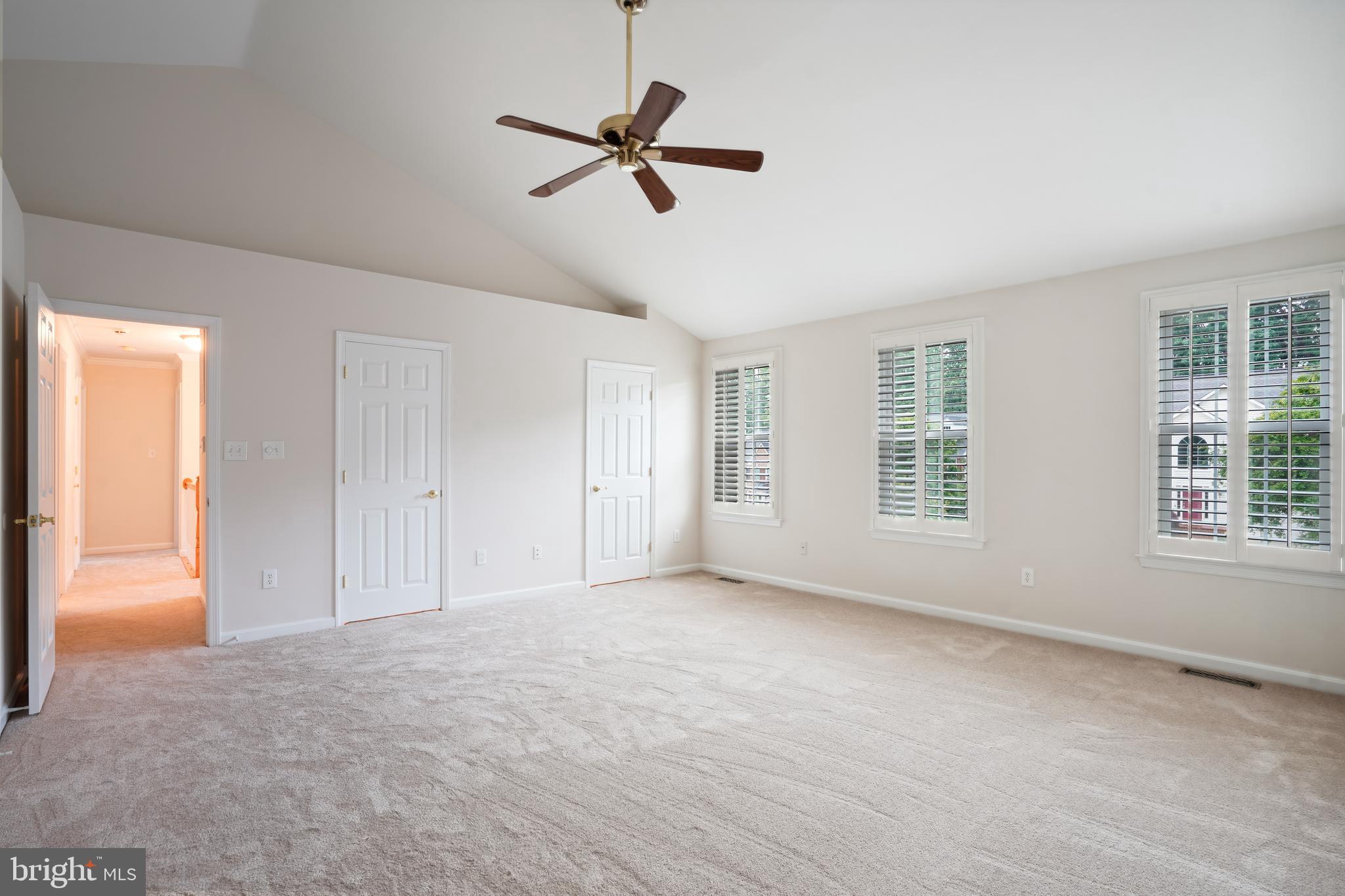 9112 SILVER POINTE WAY