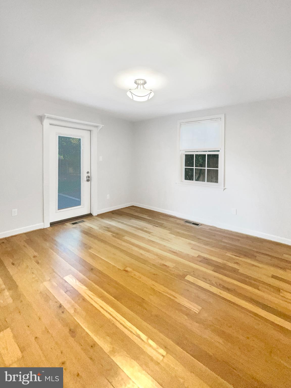 6937 CHESTNUT AVENUE