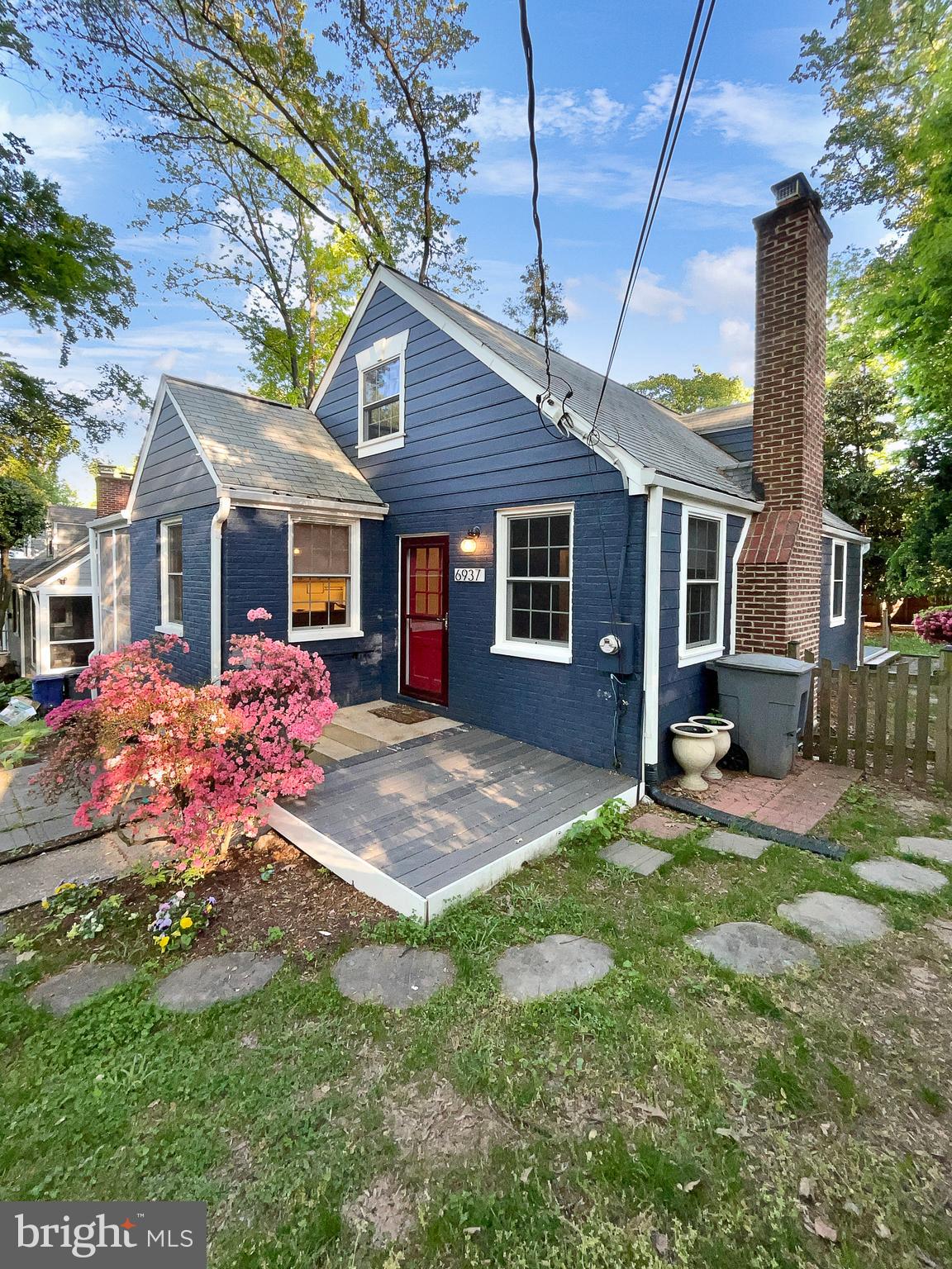 6937 CHESTNUT AVENUE