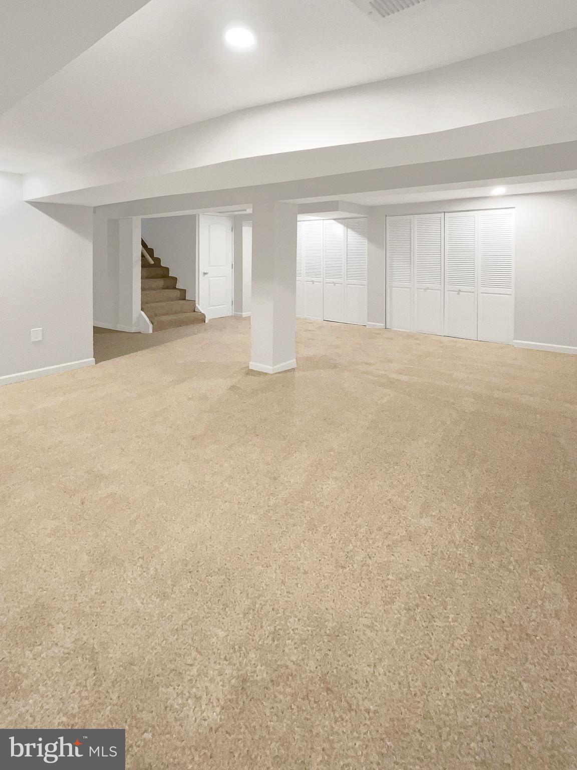 6937 CHESTNUT AVENUE