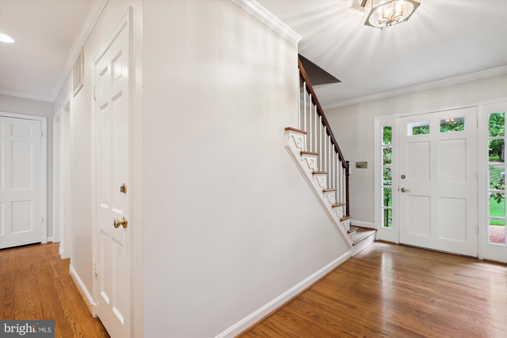 1808 BRIAR RIDGE COURT